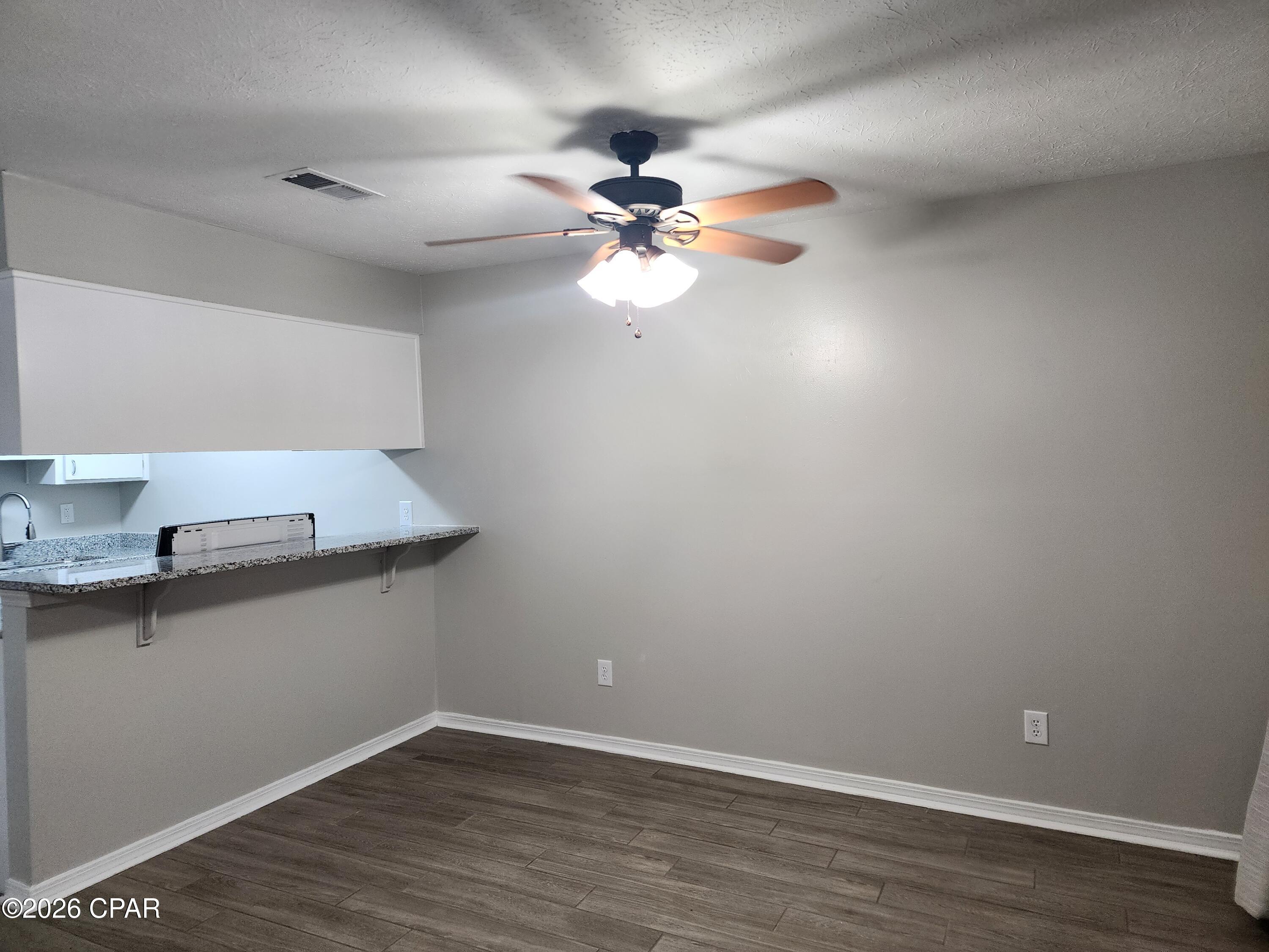 Image 16 For 6568 Harbour Boulevard