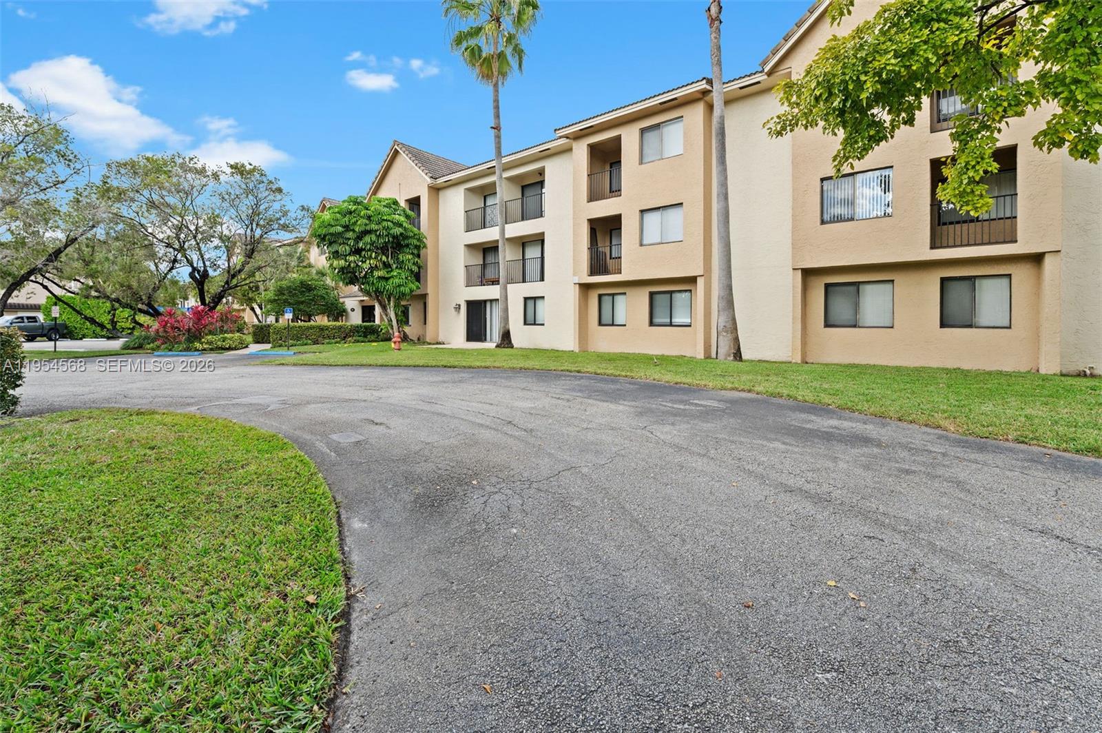 Tara Gardens 1 Condo