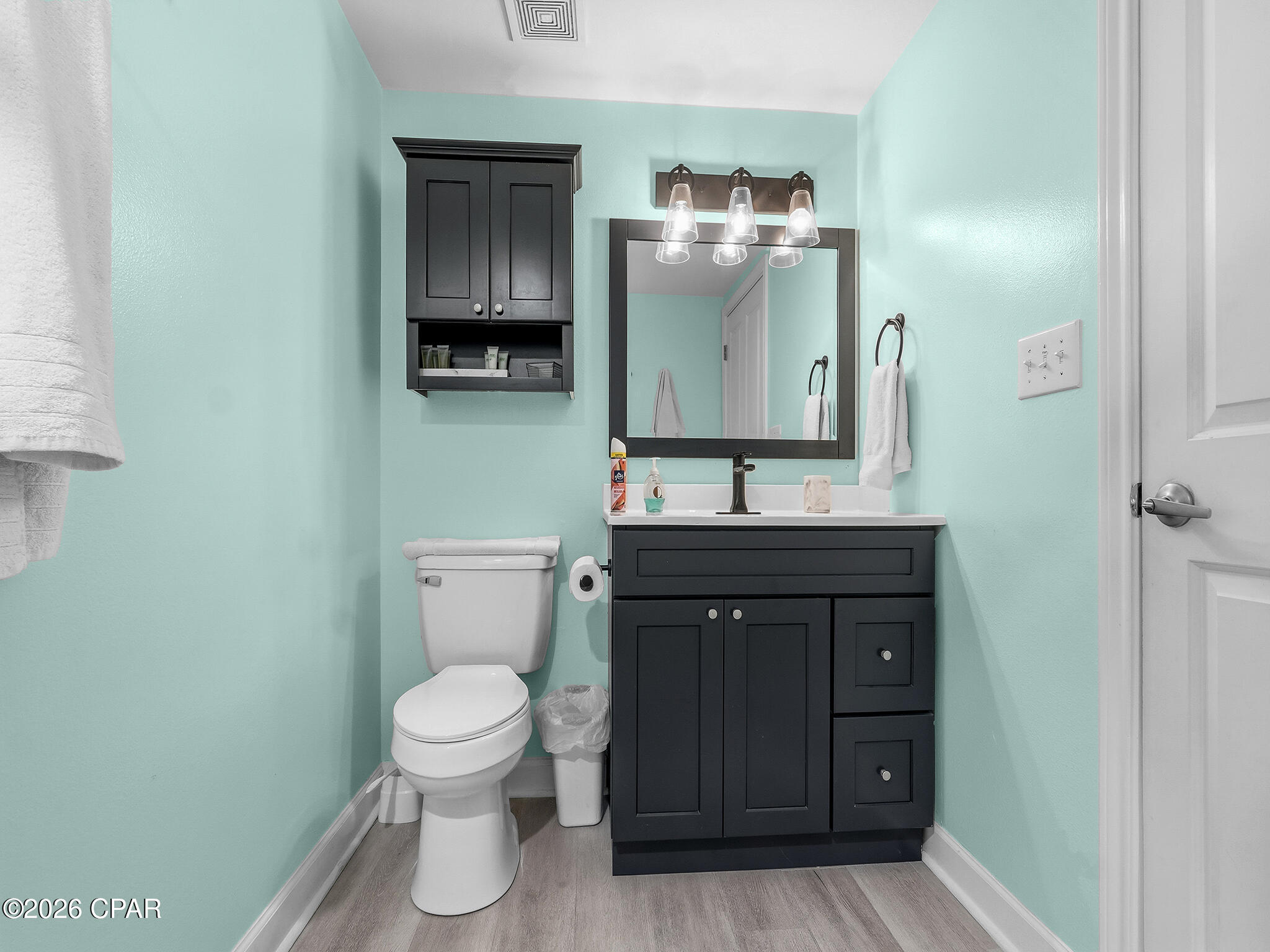 Image 11 For 9900 Thomas Drive 2230