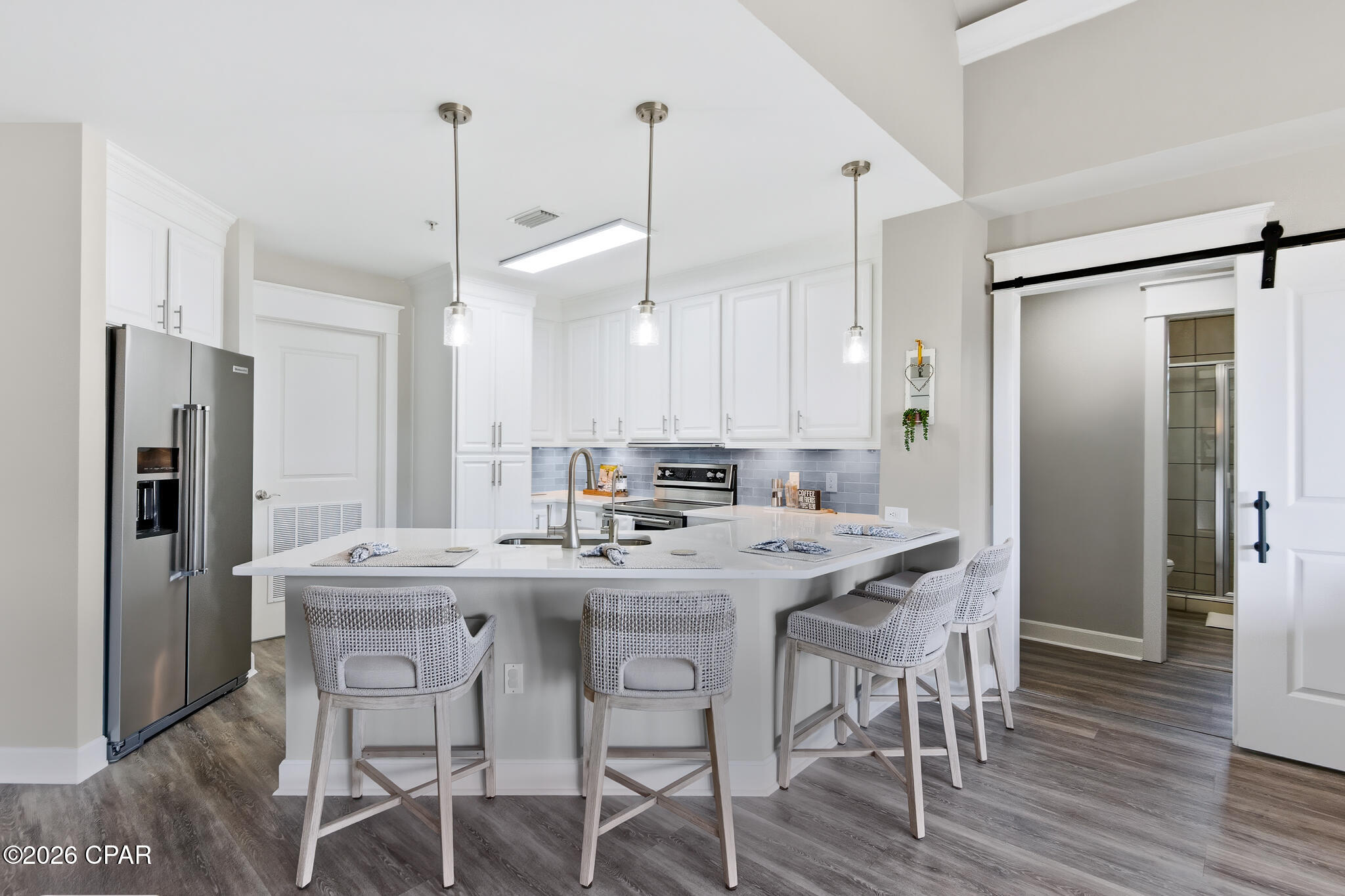 Listing photo id 30 for 5385 Pine Ridge Lane