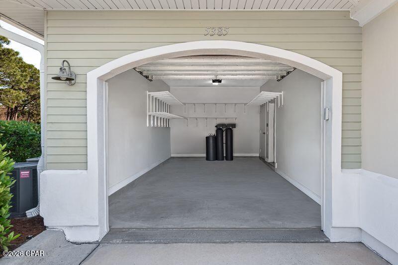 Listing photo id 42 for 5385 Pine Ridge Lane