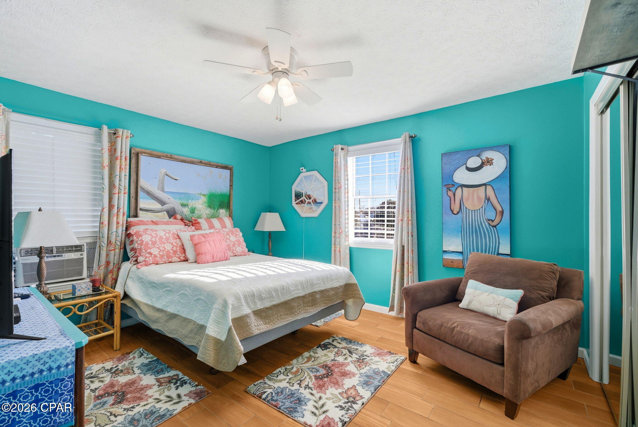 Image 19 For 320 El Reposo Place