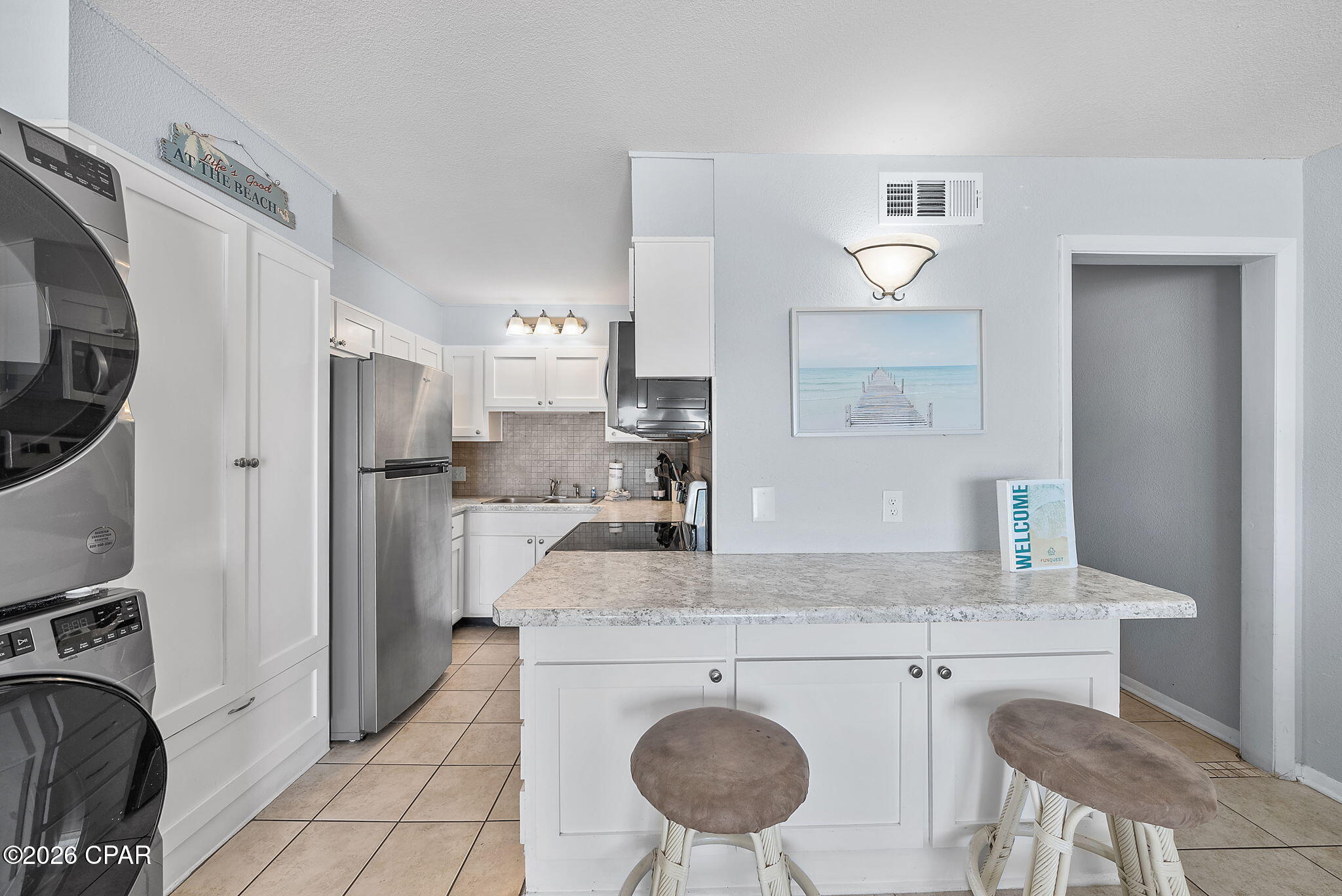 Image 15 For 8743 Thomas Drive 606