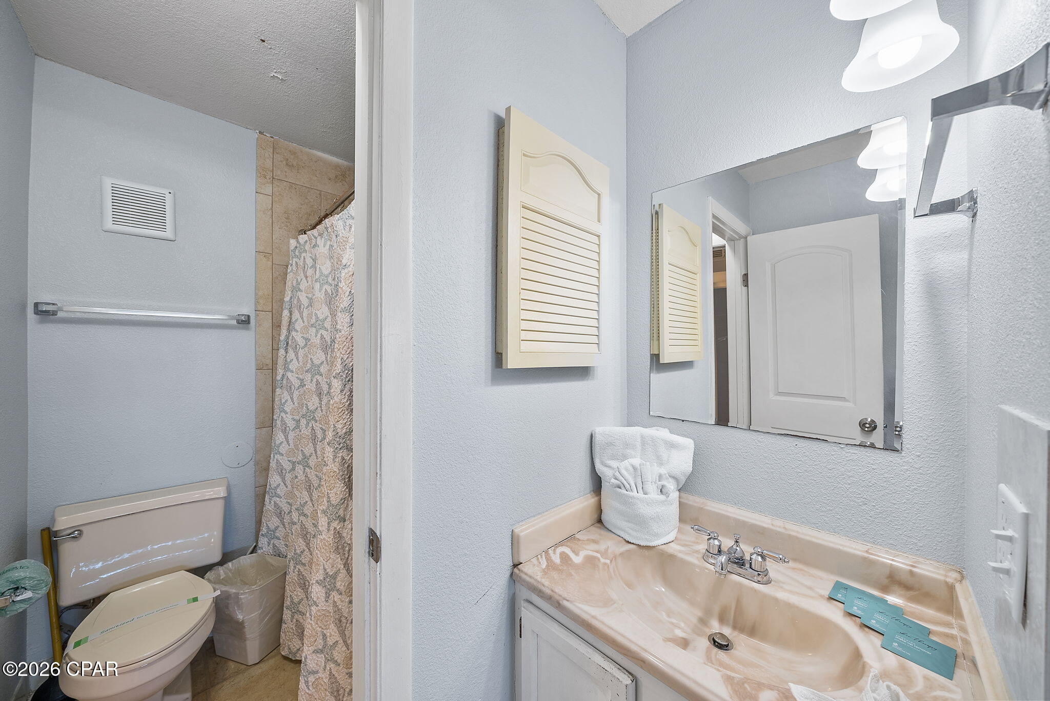 Image 7 For 8743 Thomas Drive 606