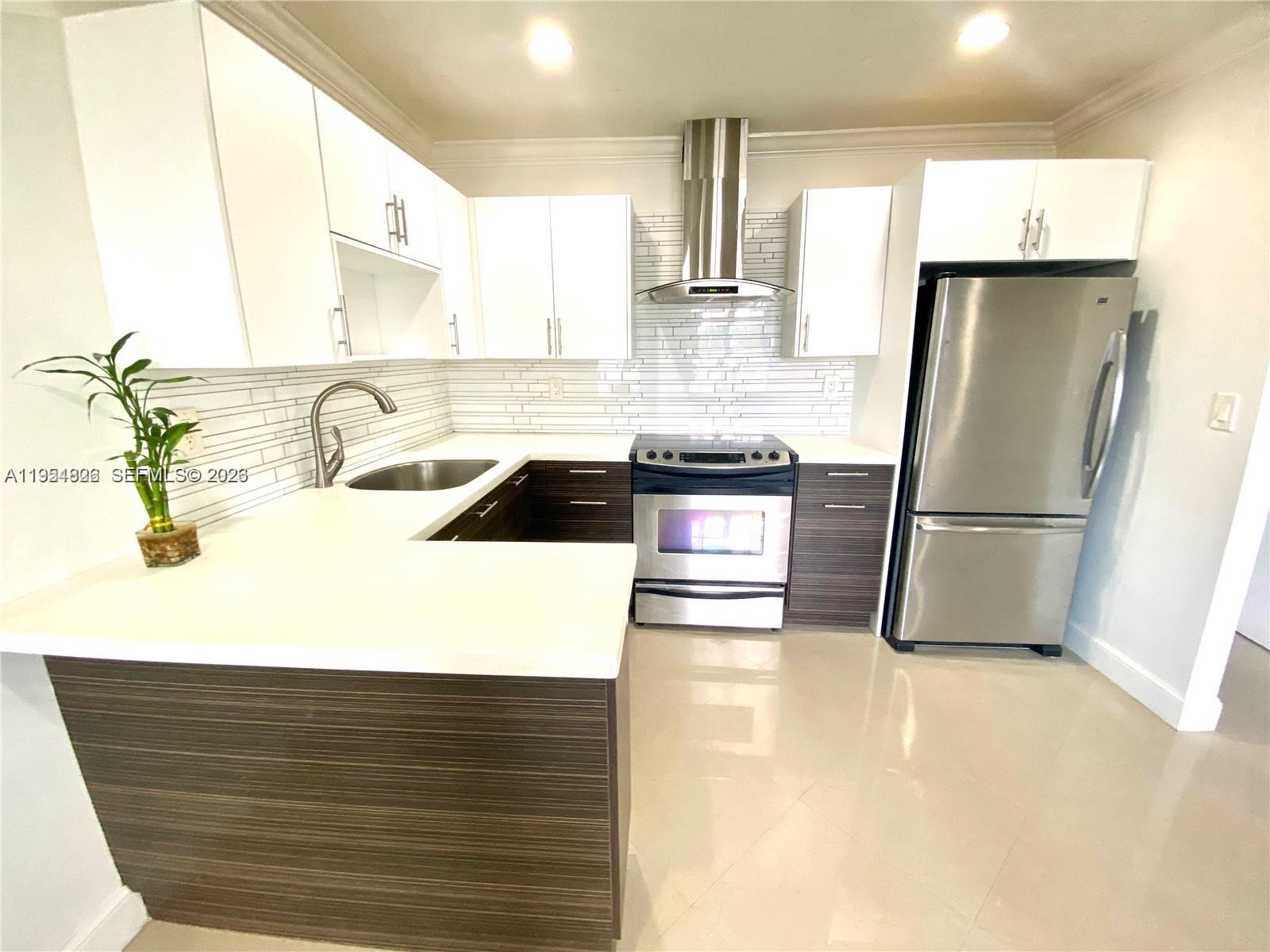 Pell Manor Condominium II