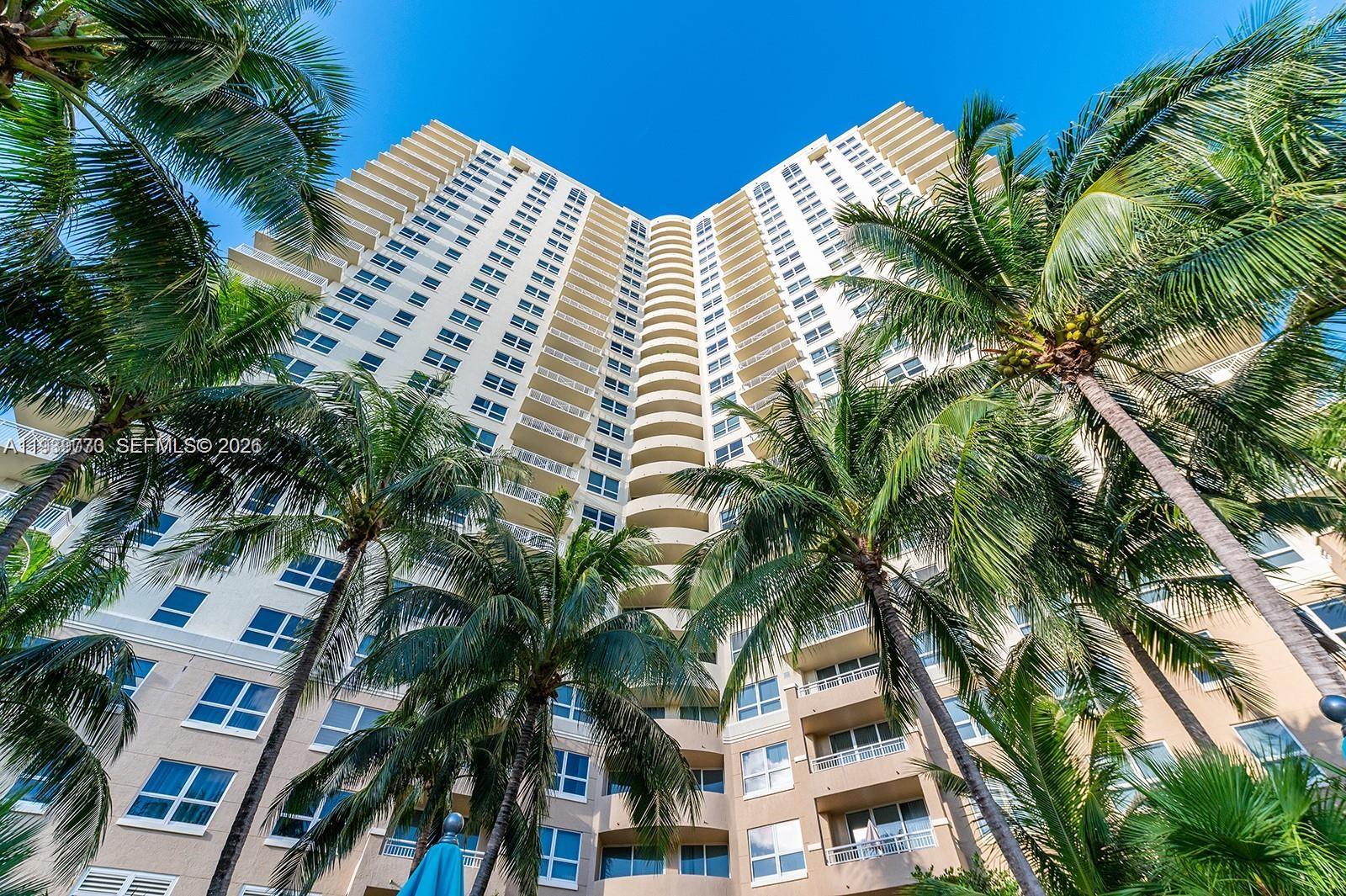 19501 W Country Club Dr TS-05