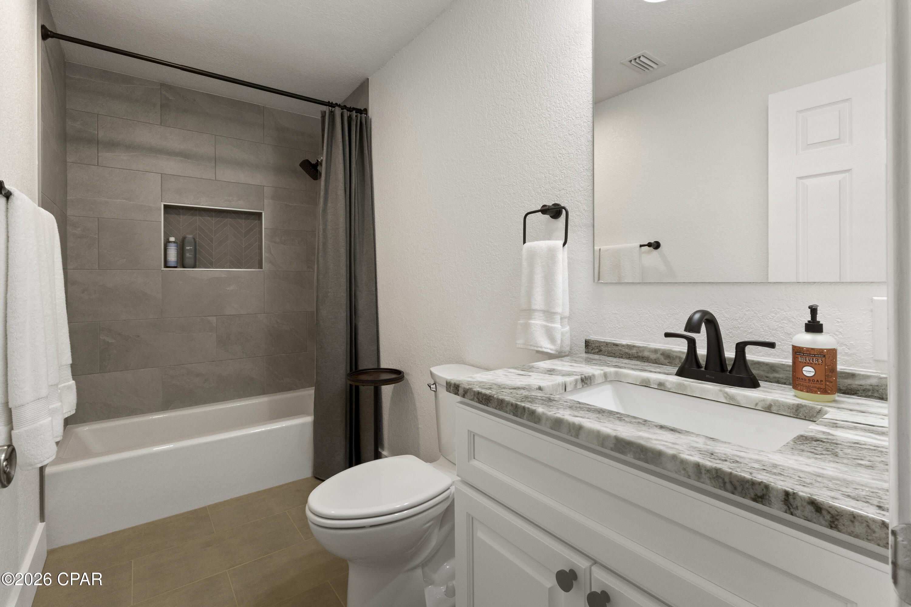 Image 16 For 2139 Dothan Court