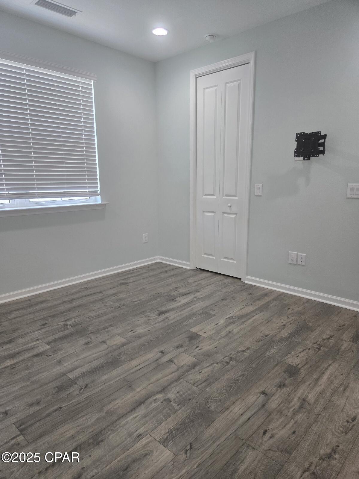 Image 14 For 8676 Weekend Drive