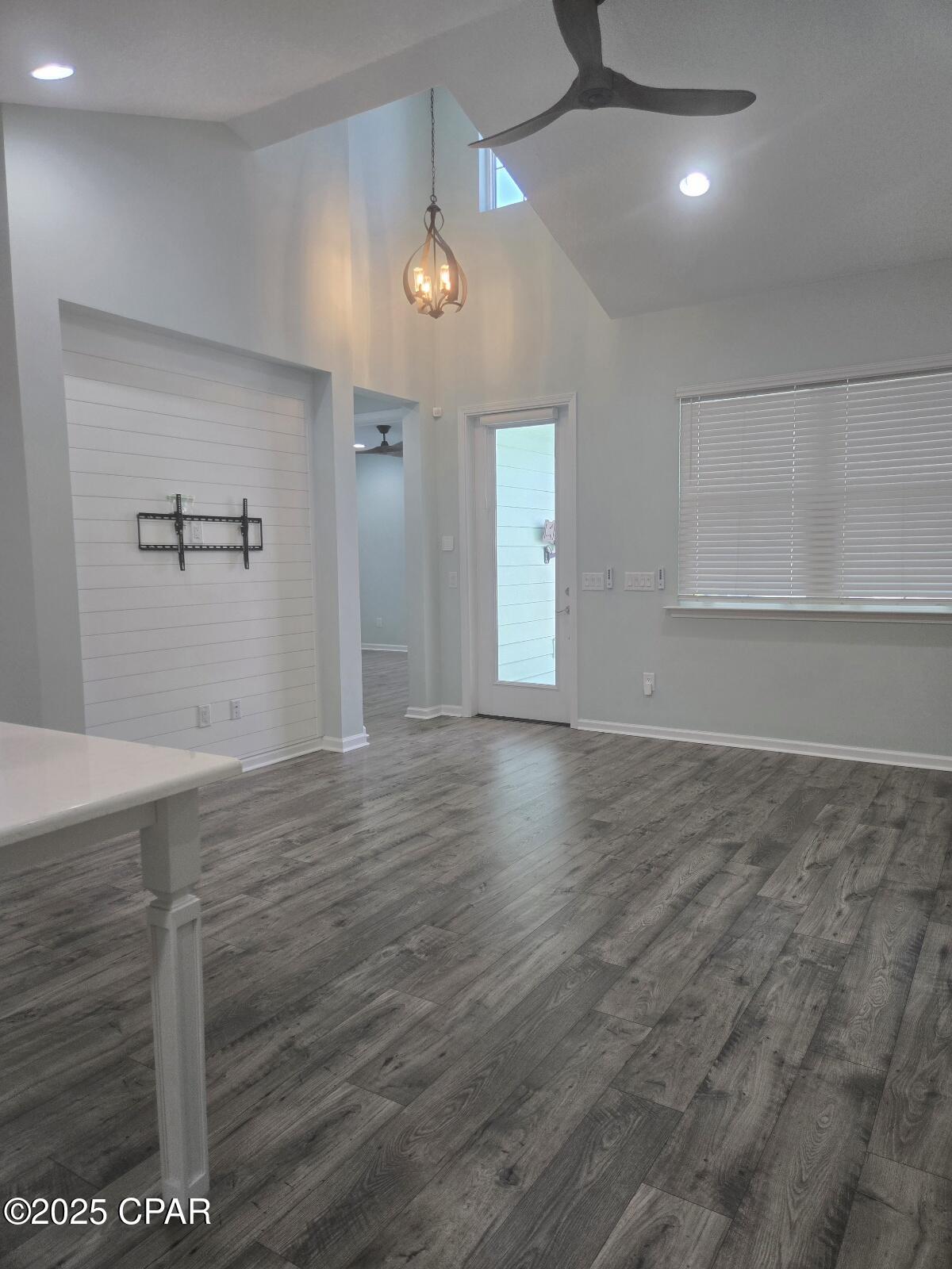 Image 18 For 8676 Weekend Drive