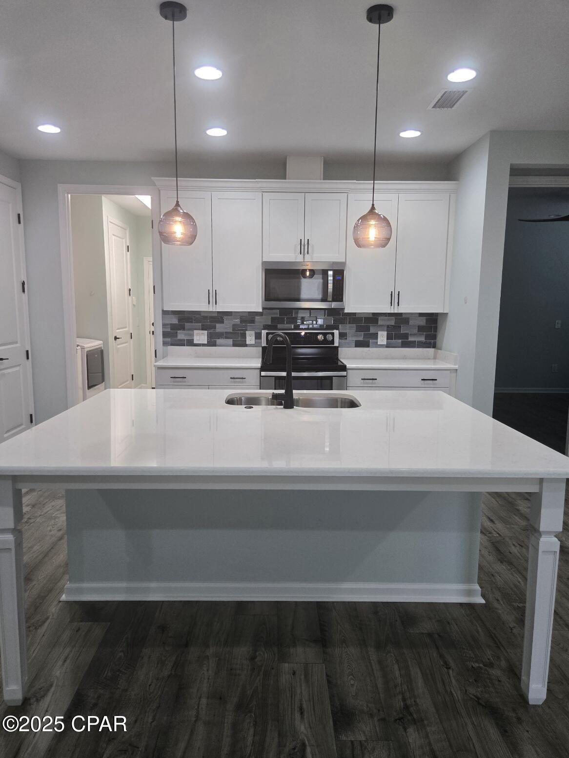 Image 6 For 8676 Weekend Drive