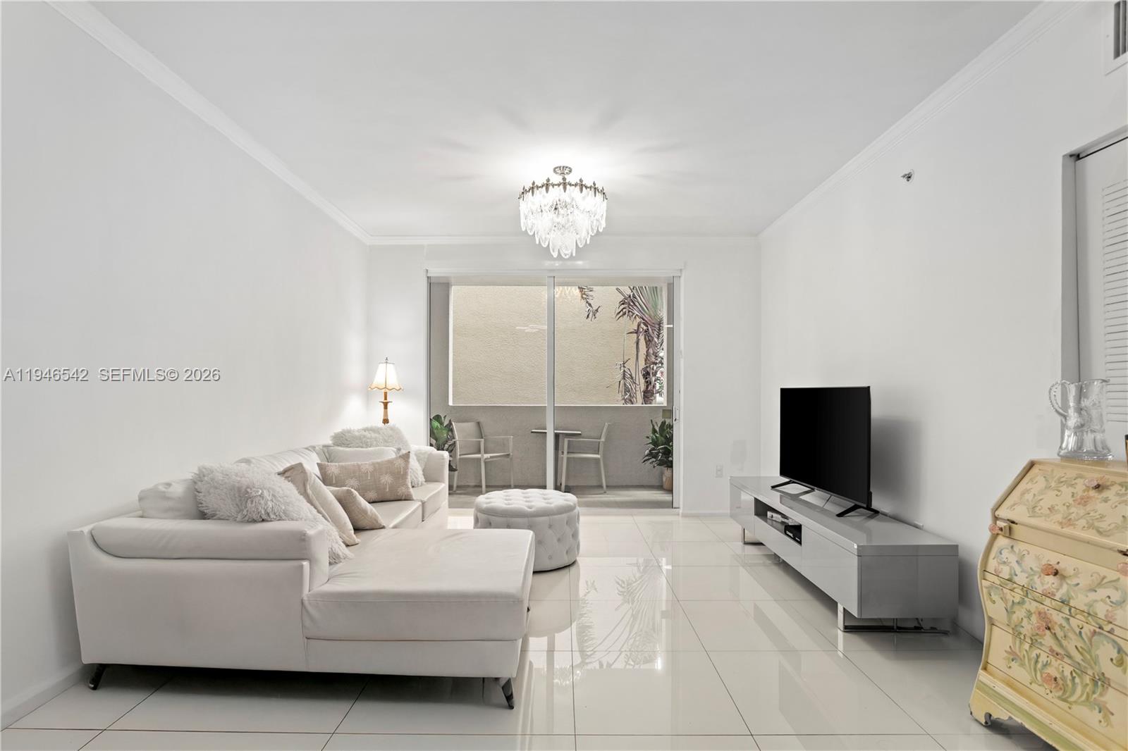 Porto Bellagio Condo