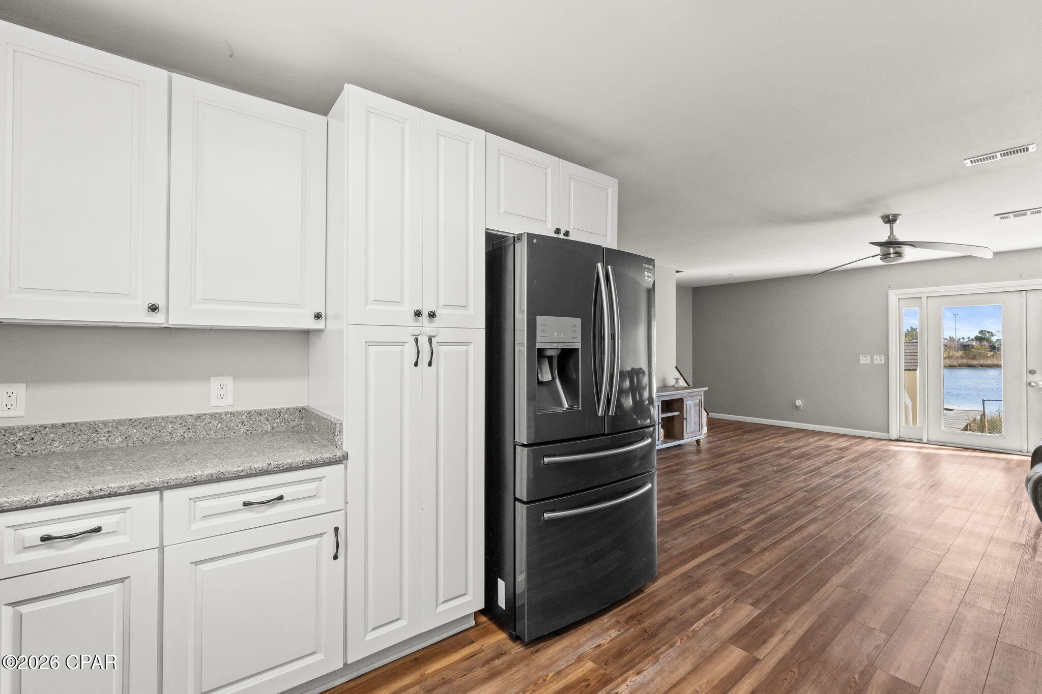 Image 13 For 533 Berthe Avenue