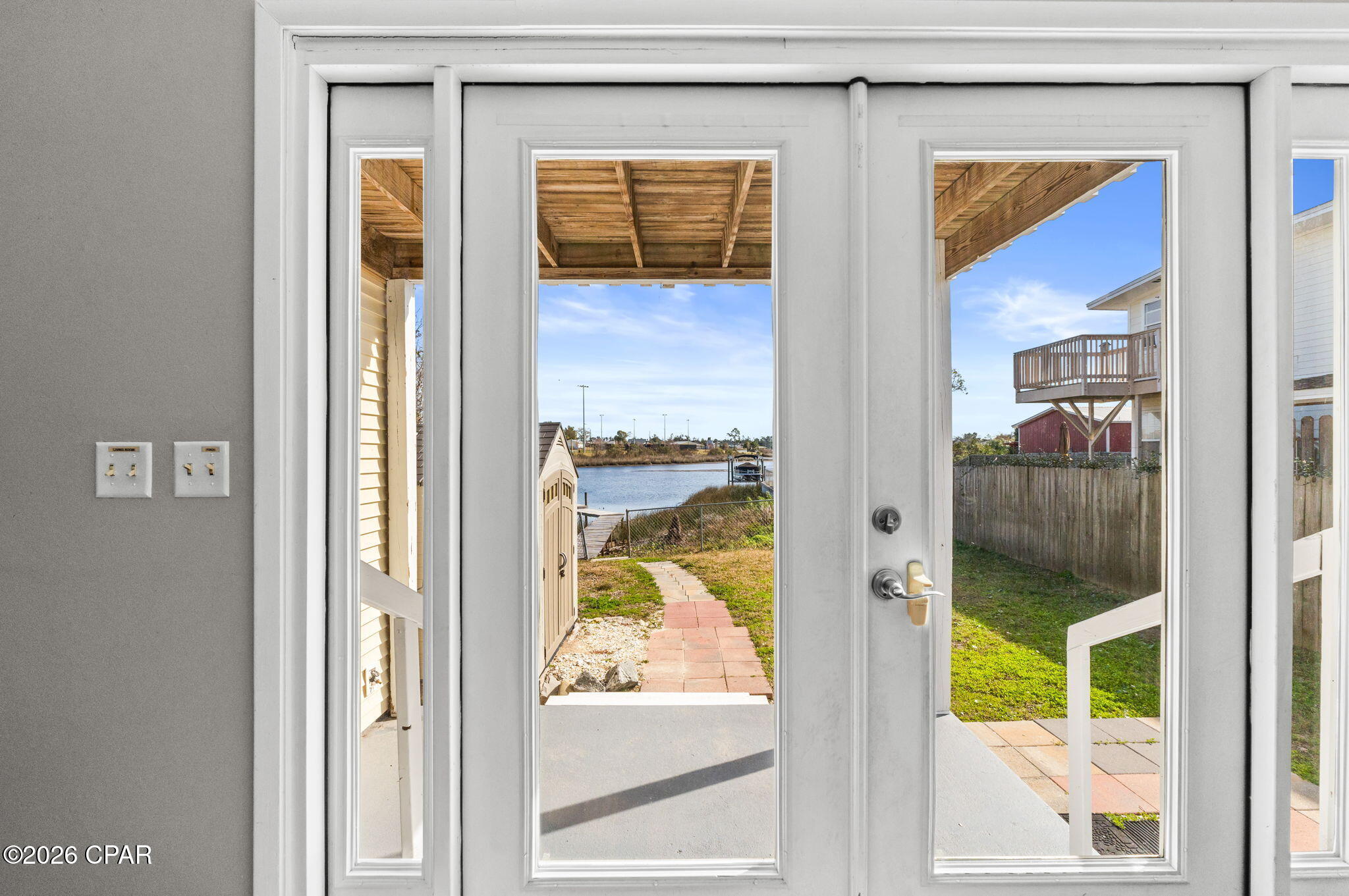 Image 14 For 533 Berthe Avenue