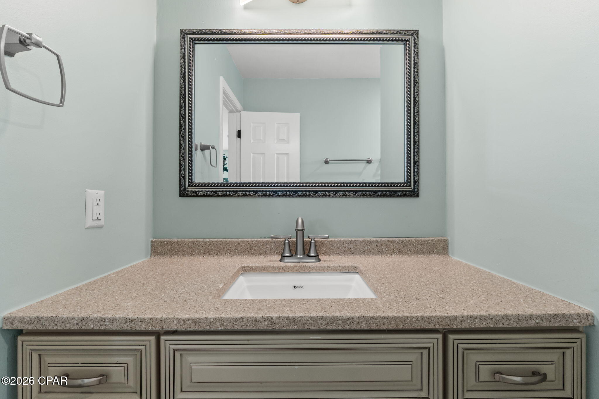 Image 25 For 533 Berthe Avenue