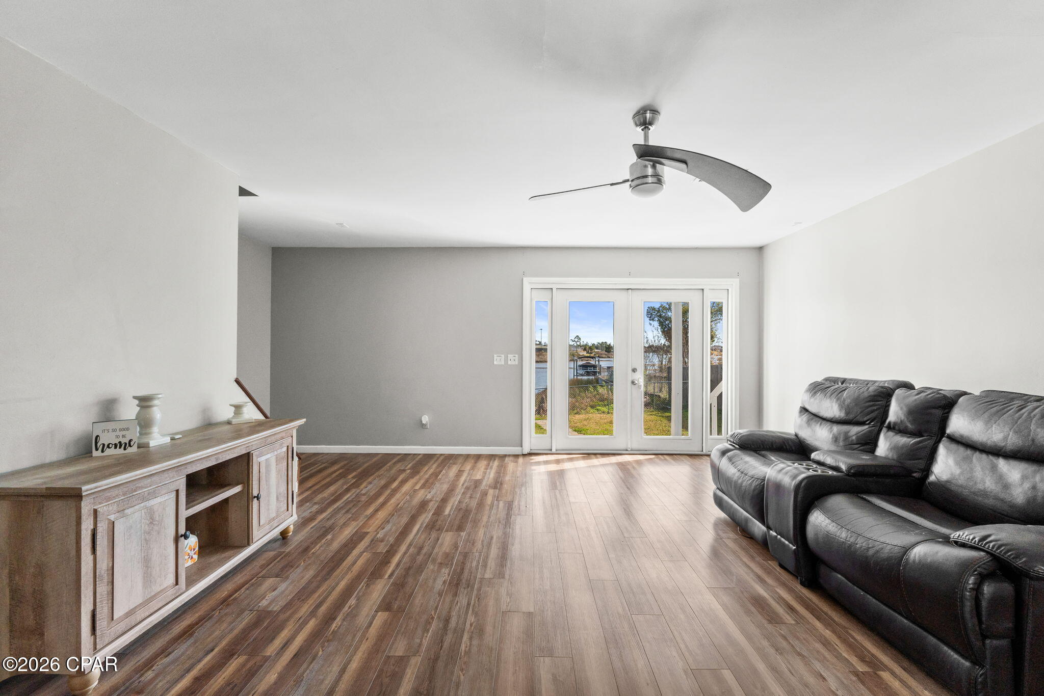 Image 9 For 533 Berthe Avenue