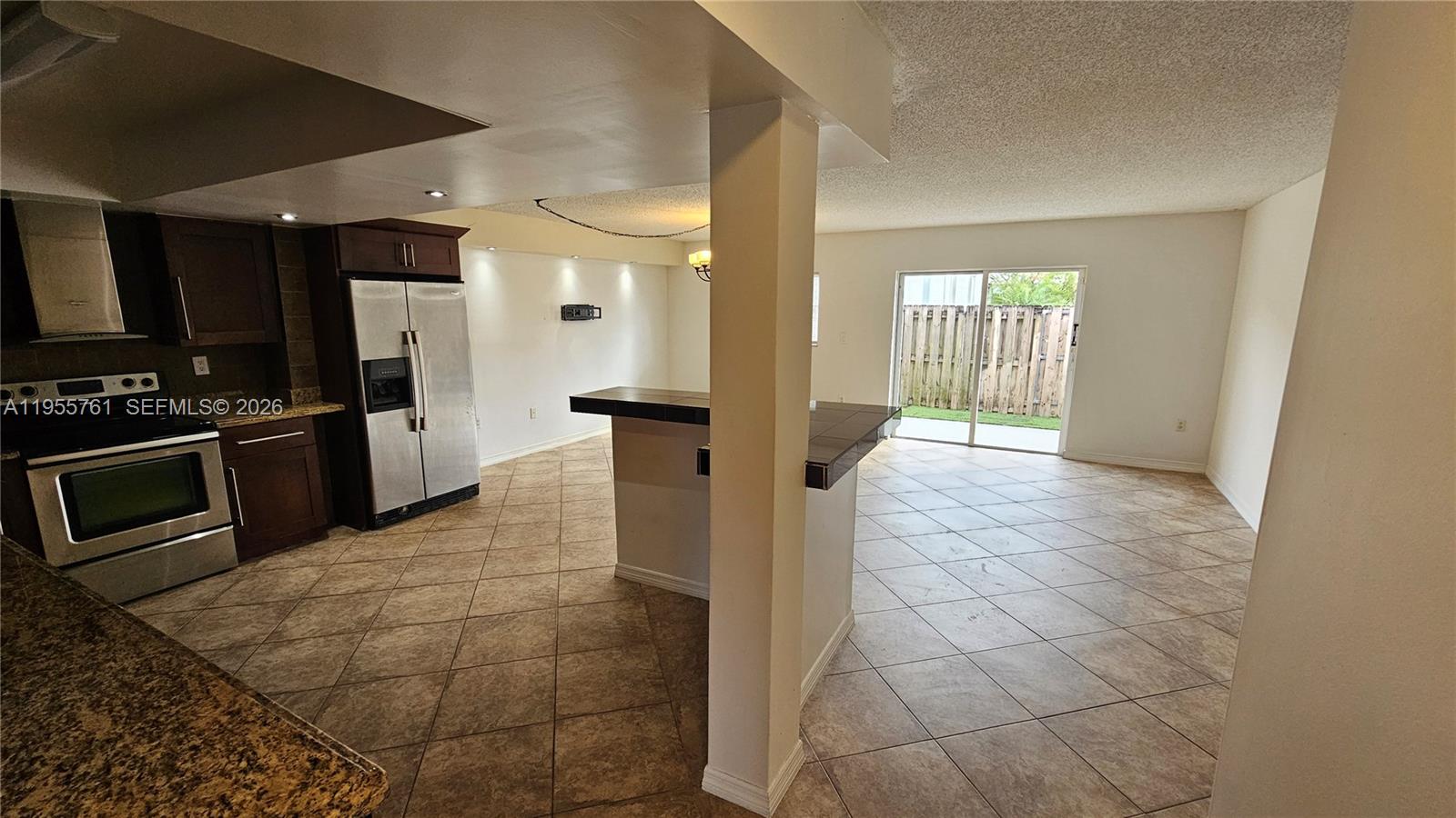 Laguna Pointe At Calif CL