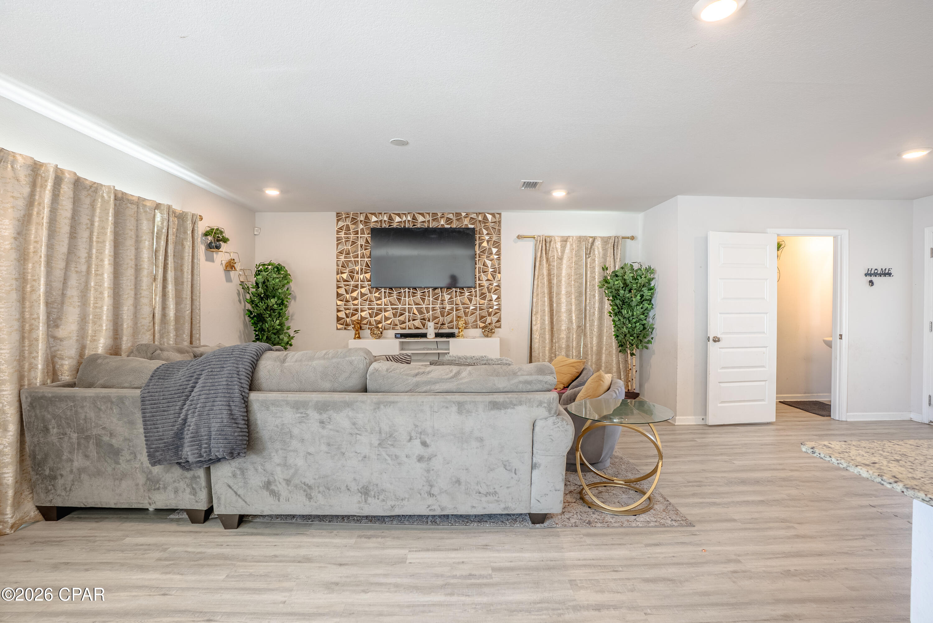 Image 4 For 6606 Atkins Road