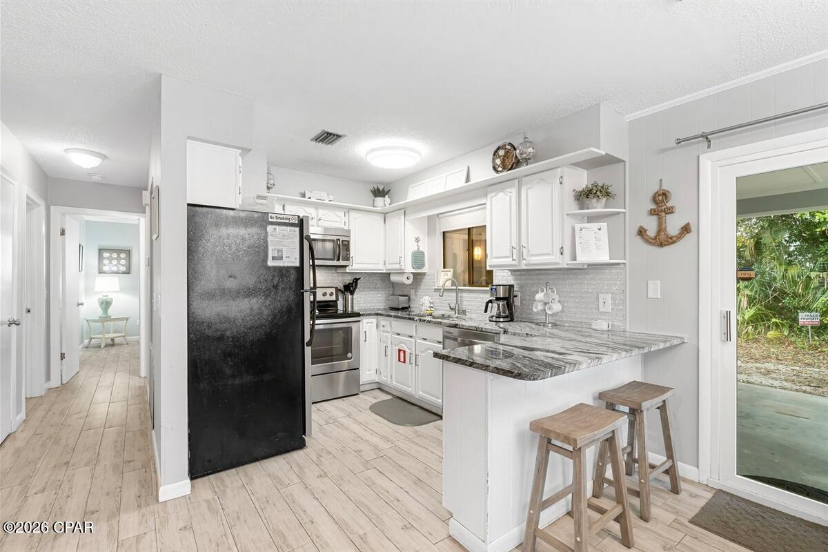 Image 14 For 182 Cathy Place