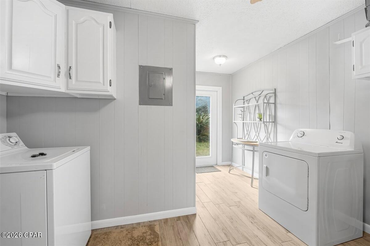 Image 23 For 182 Cathy Place