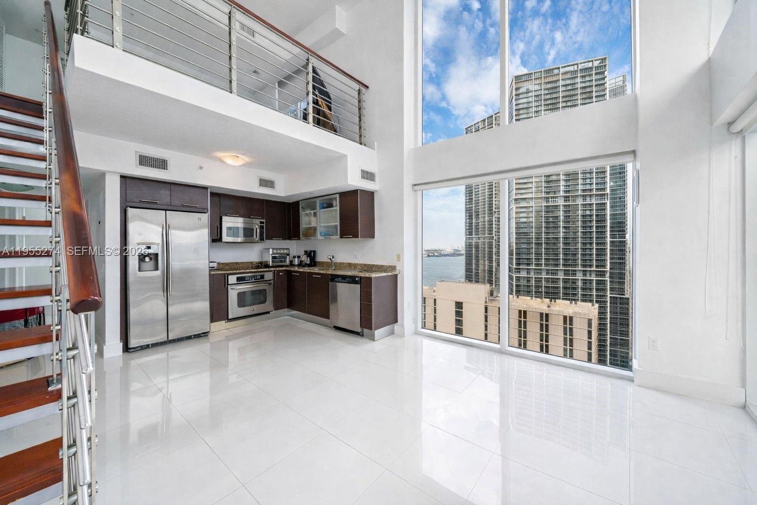 Brickell On The River S T