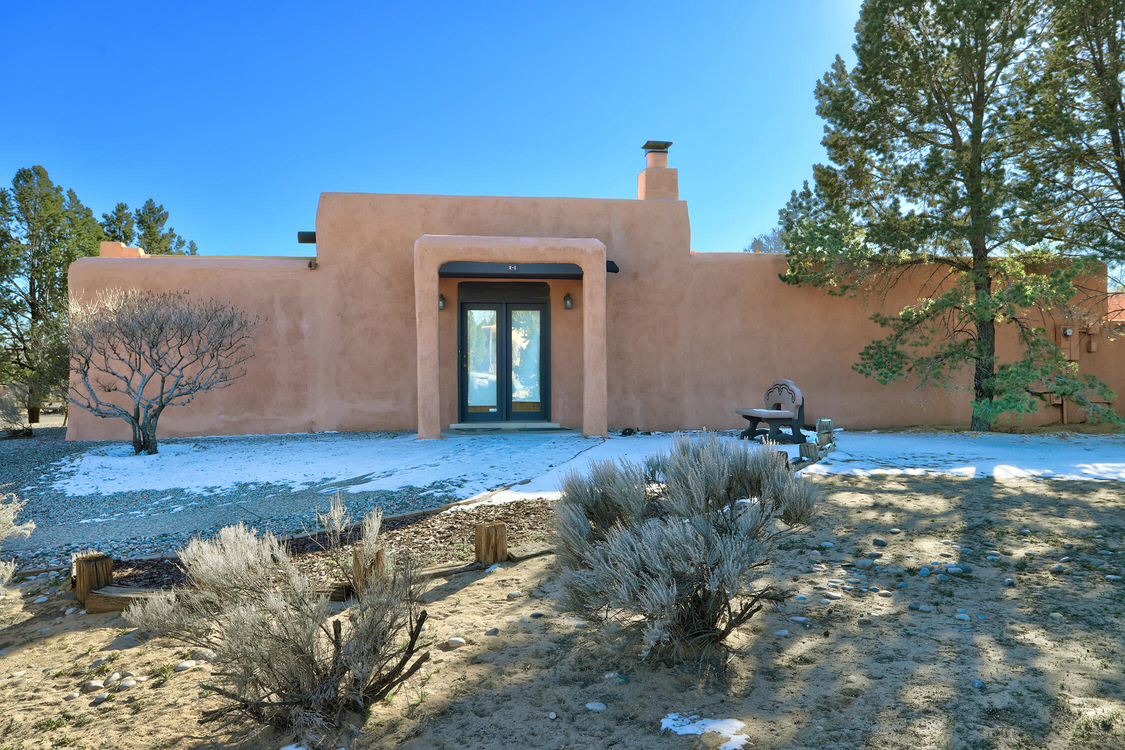1 Zia Trail, Corrales NM 87048