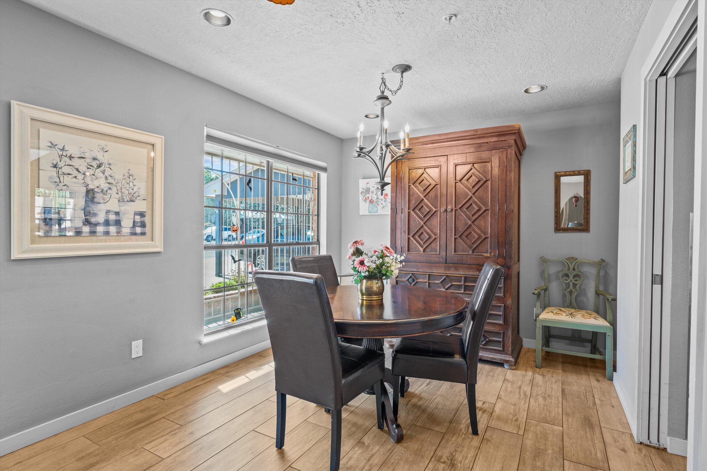 3rd image of 1711 Park Ave Sw, Albuquerque, NM 87104 | MLS# 1097514