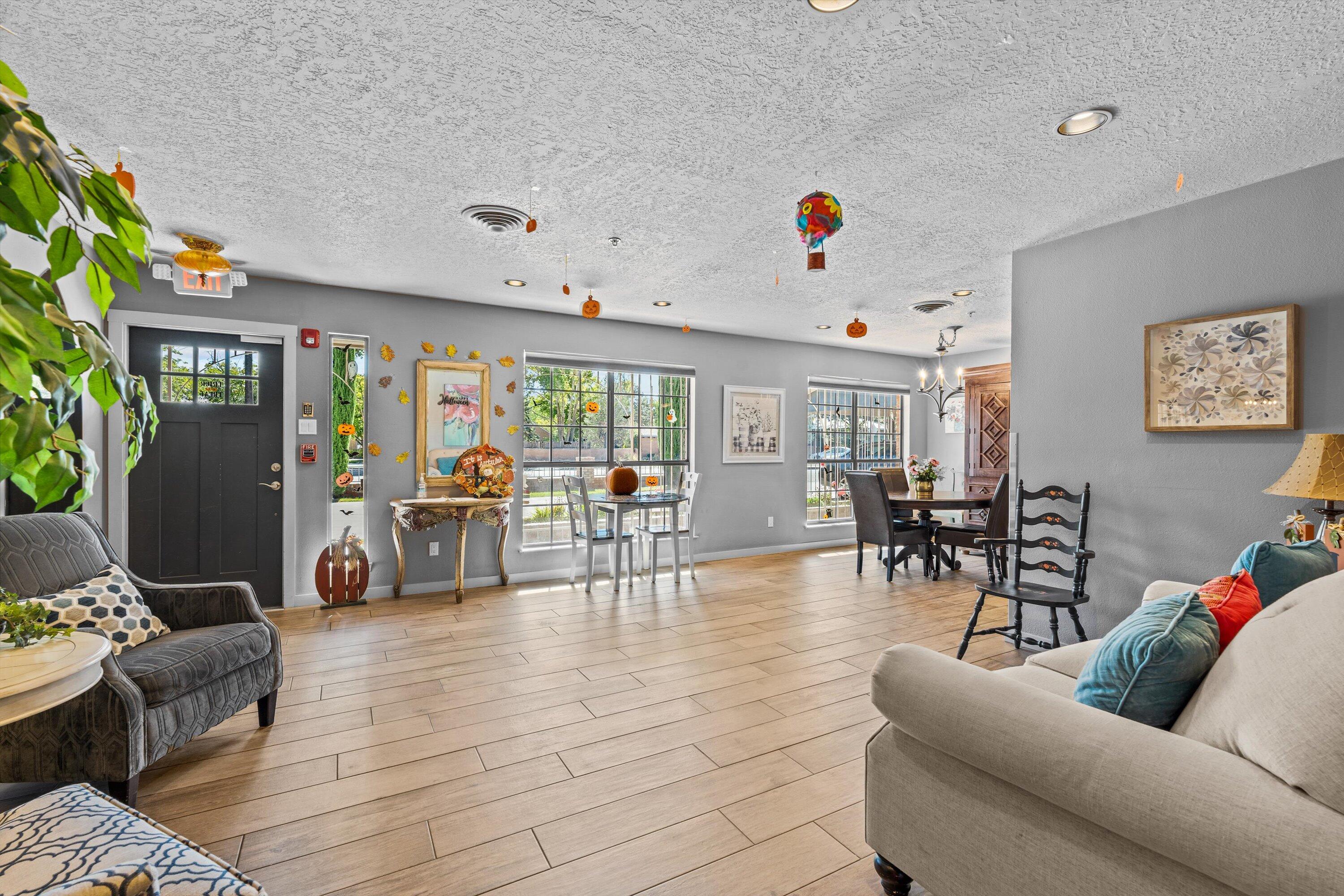 5th image of 1711 Park Ave Sw, Albuquerque, NM 87104 | MLS# 1097514