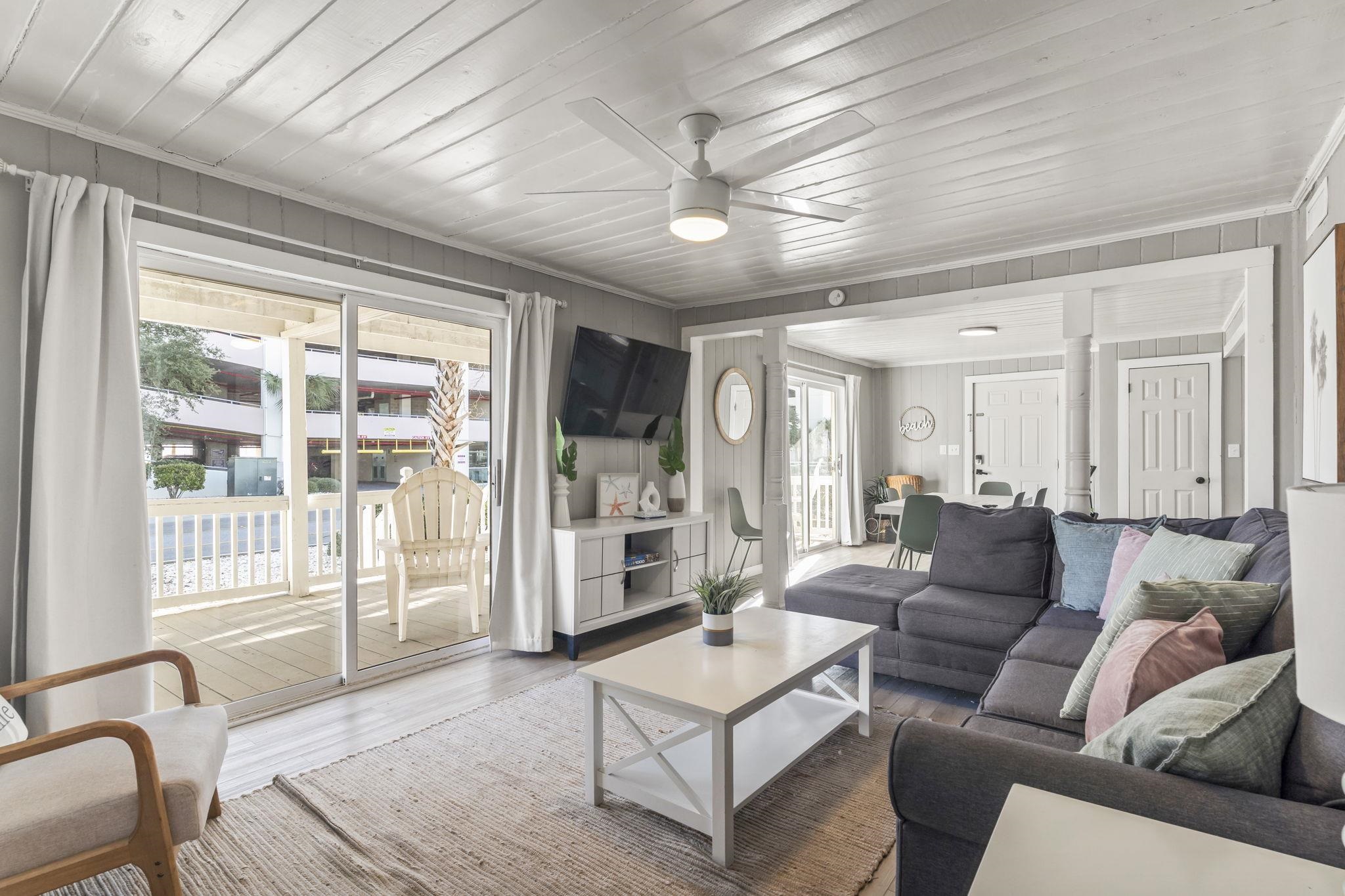 Homes for sale in North Myrtle Beach, SC | 1904 Ocean Blvd, North Myrtle Beach, SC 29582 | MLS# 2602744