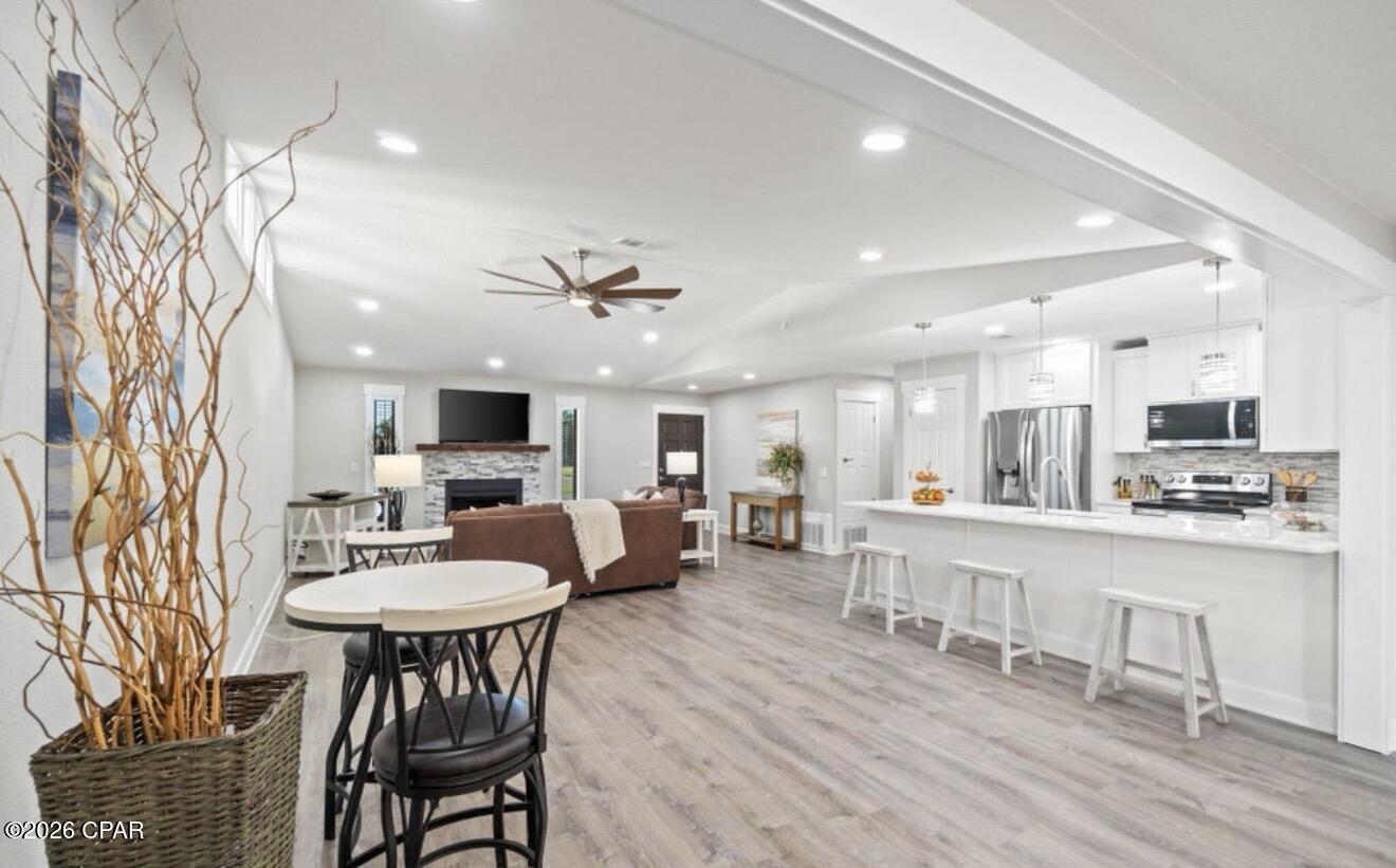 Image 10 For 708 Venetian Way