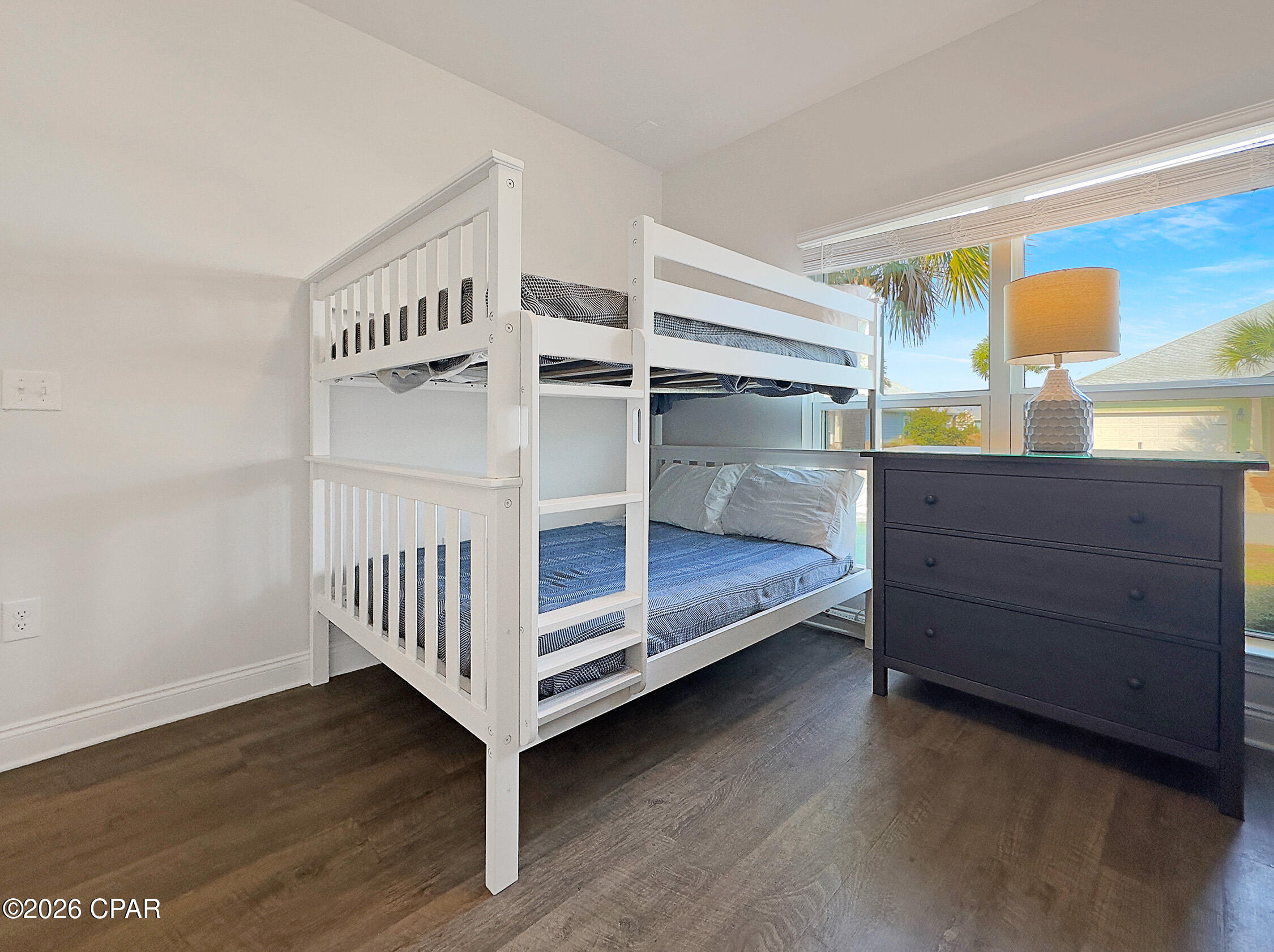 Image 27 For 135 Saltspray Court