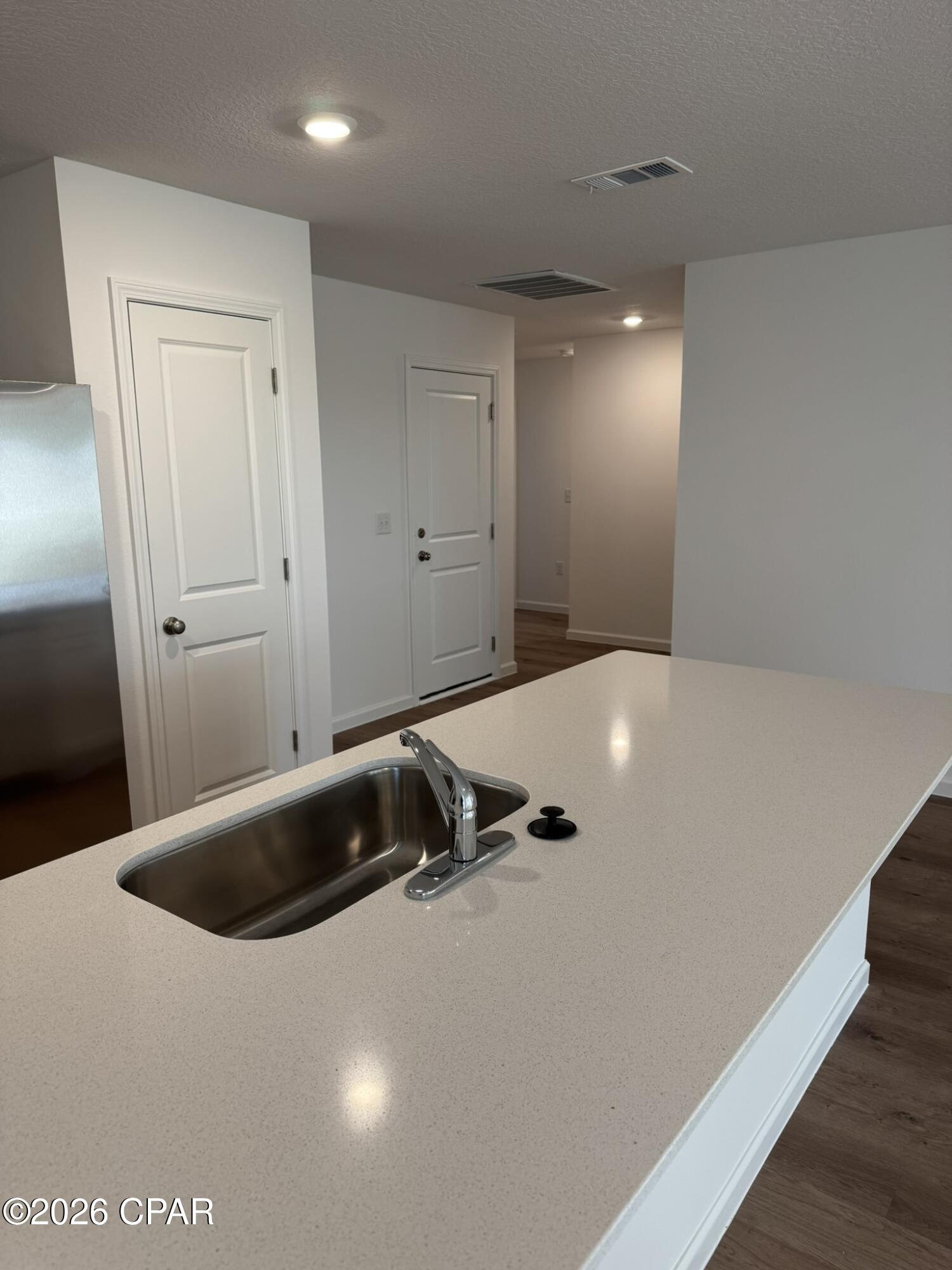 Image 4 For 3942 Lombard Street