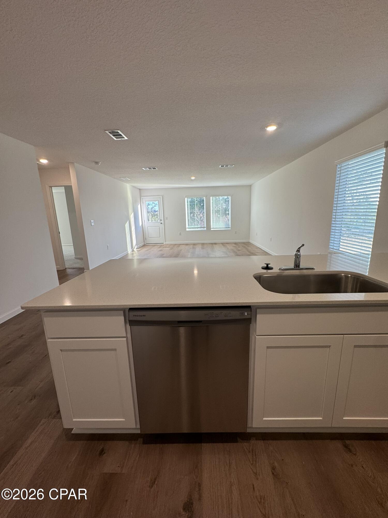 Image 9 For 3942 Lombard Street