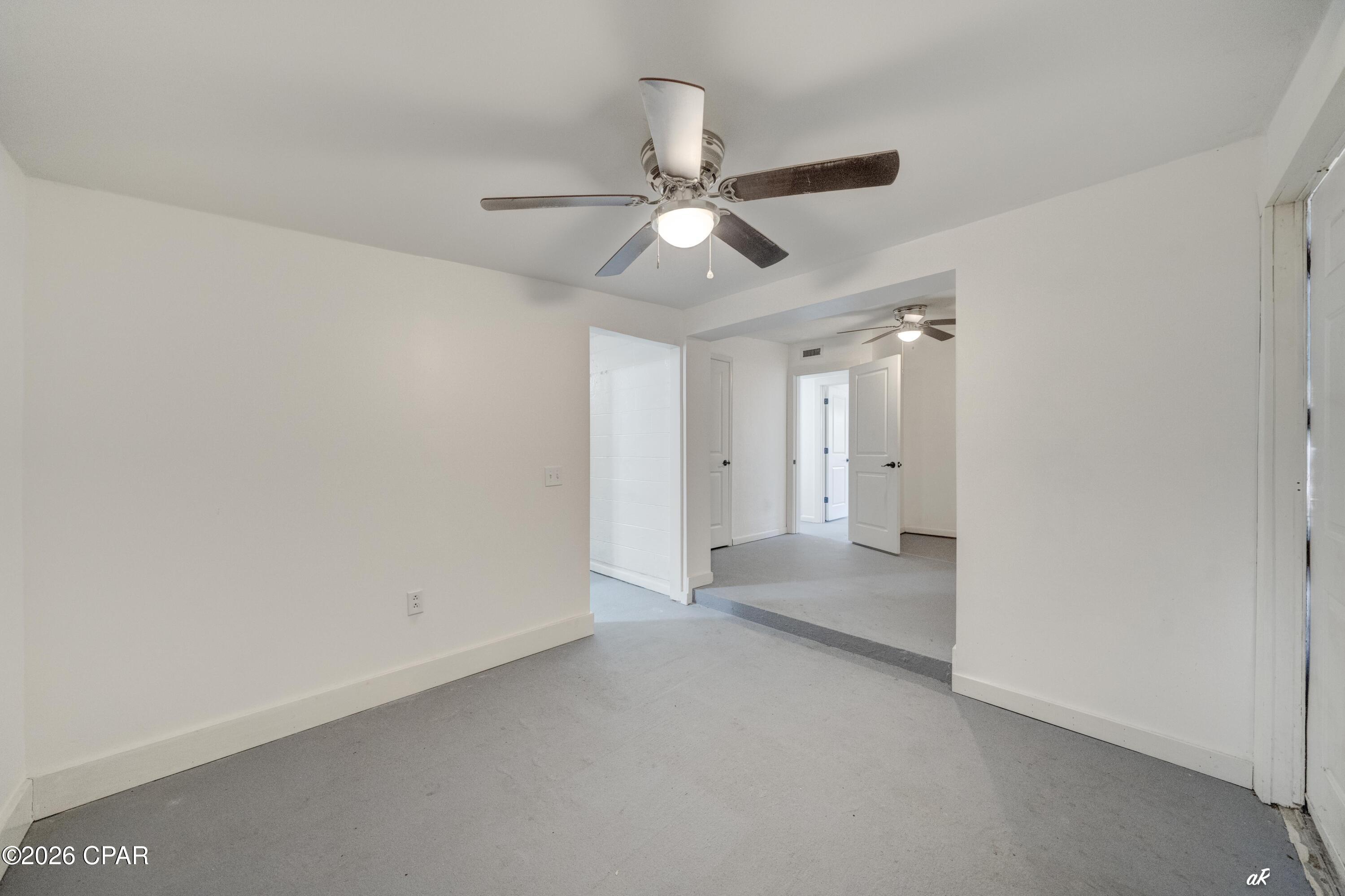 Image 14 For 3730 E 8th Court