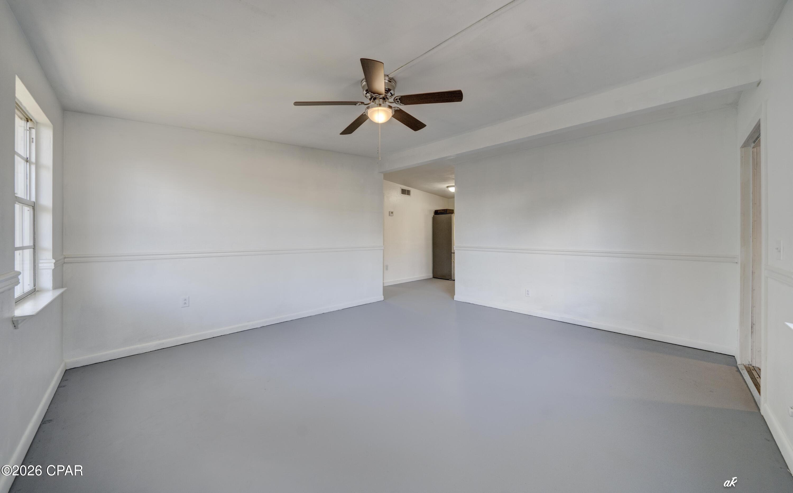 Image 4 For 3730 E 8th Court