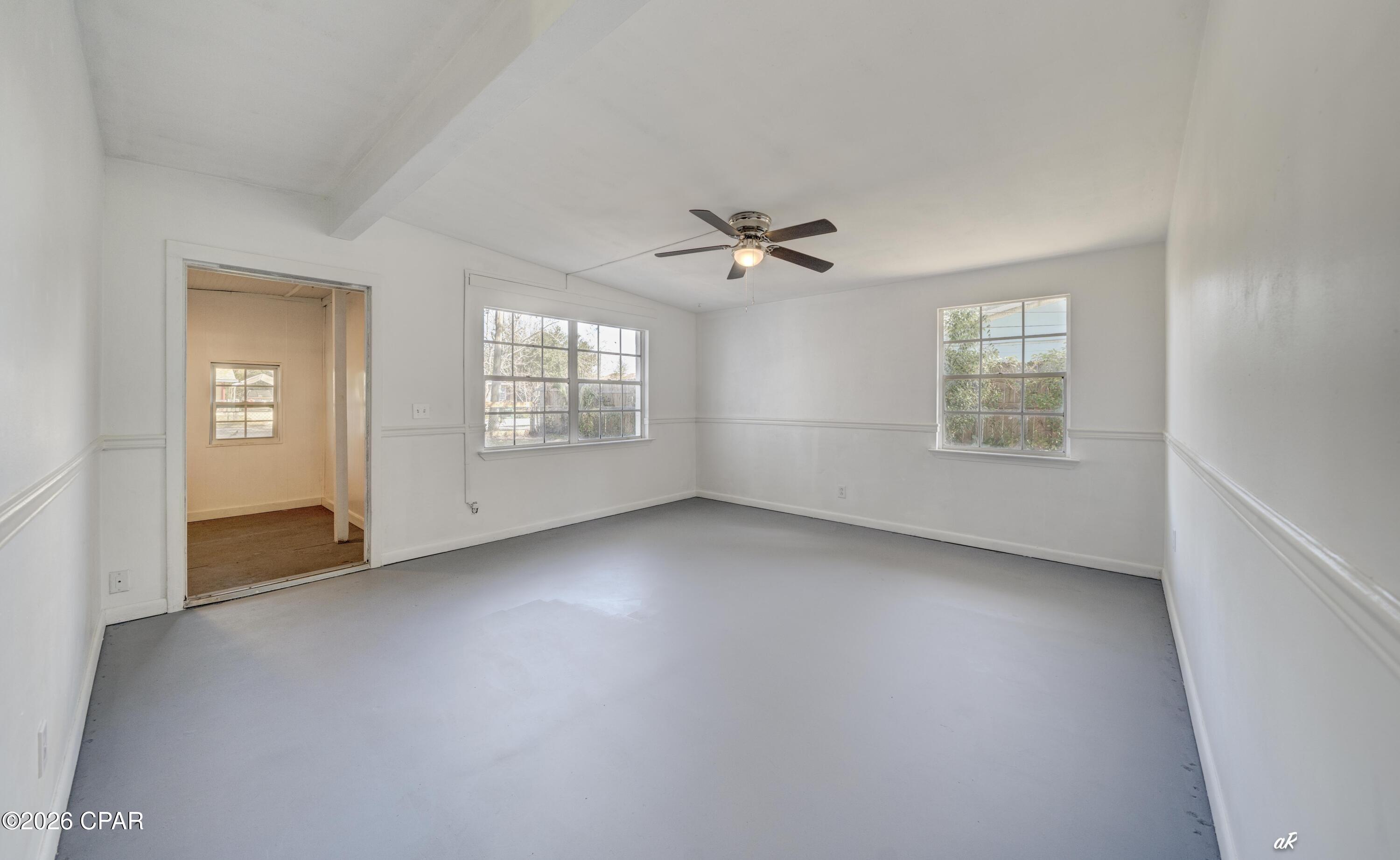 Image 5 For 3730 E 8th Court