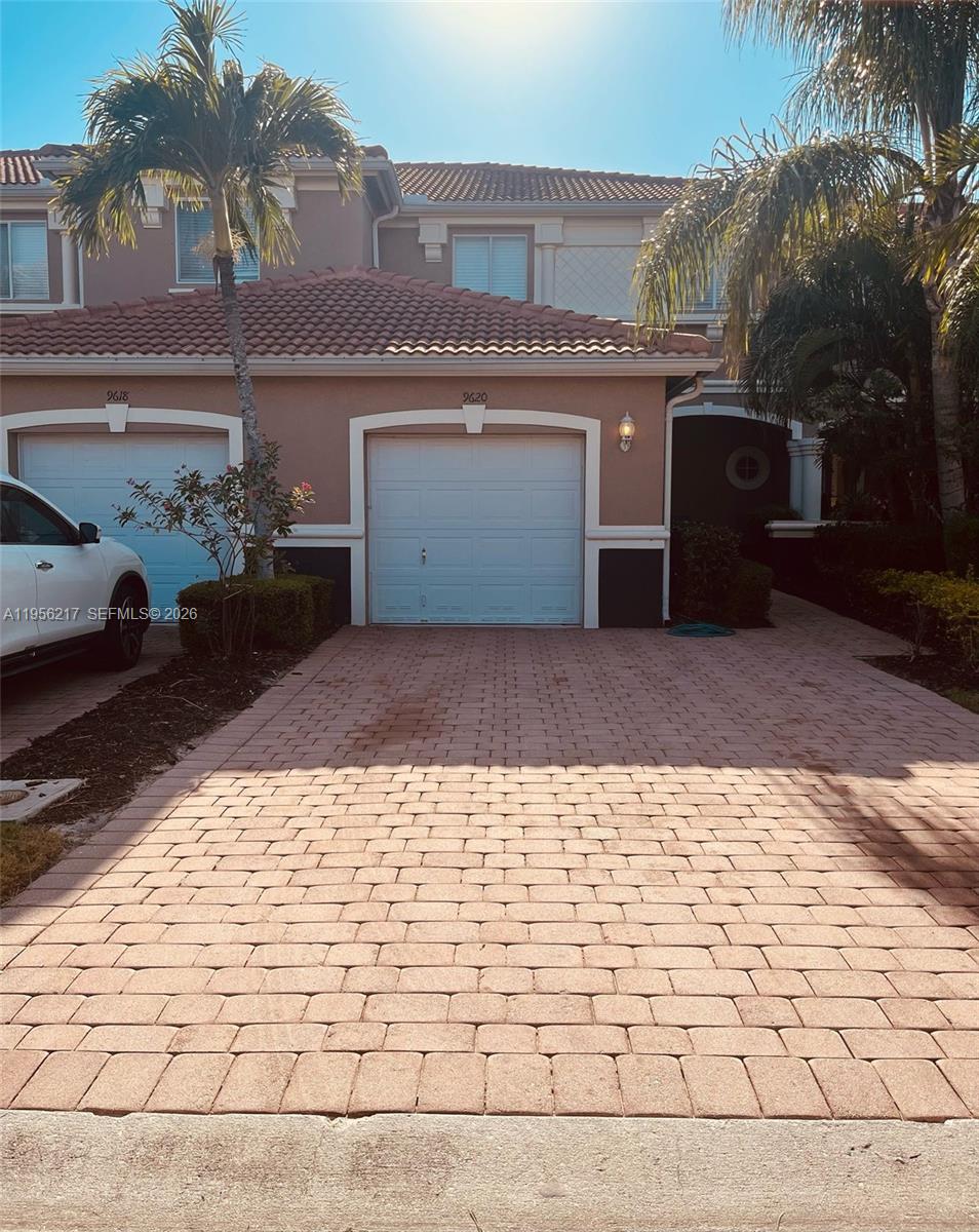 Timberwalk/three Oaks