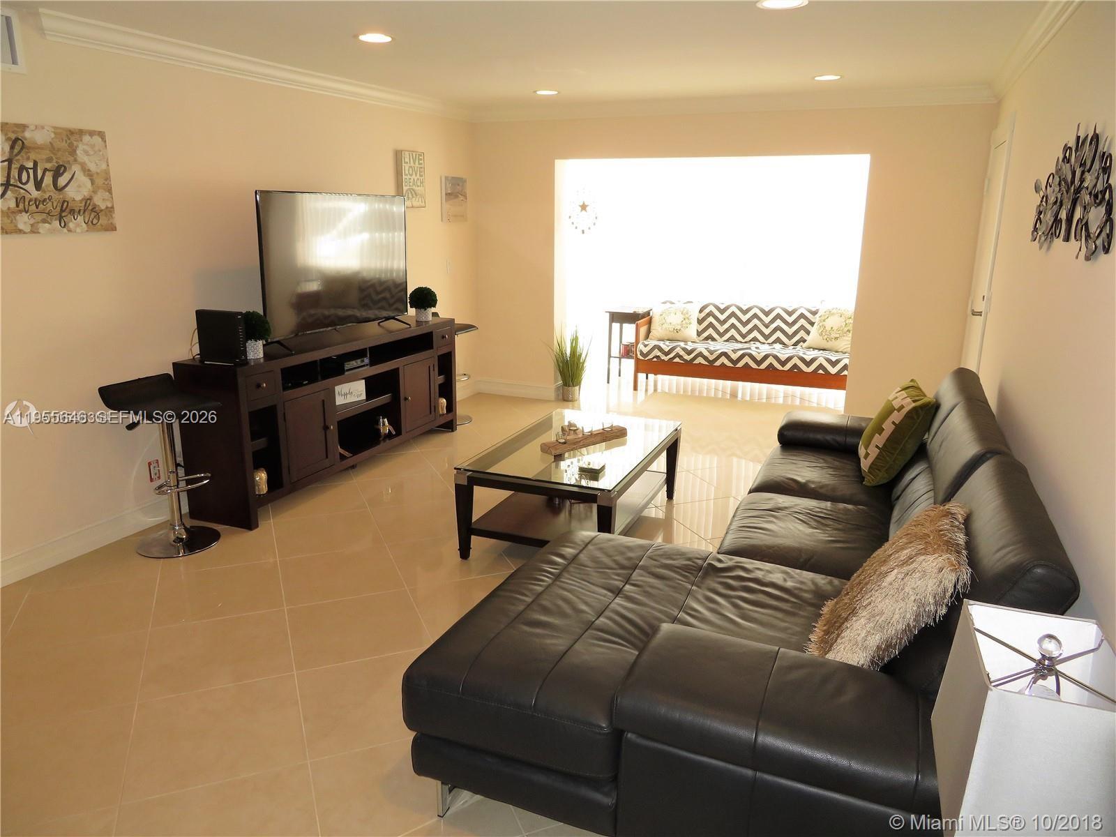Bay Colony Club Condo