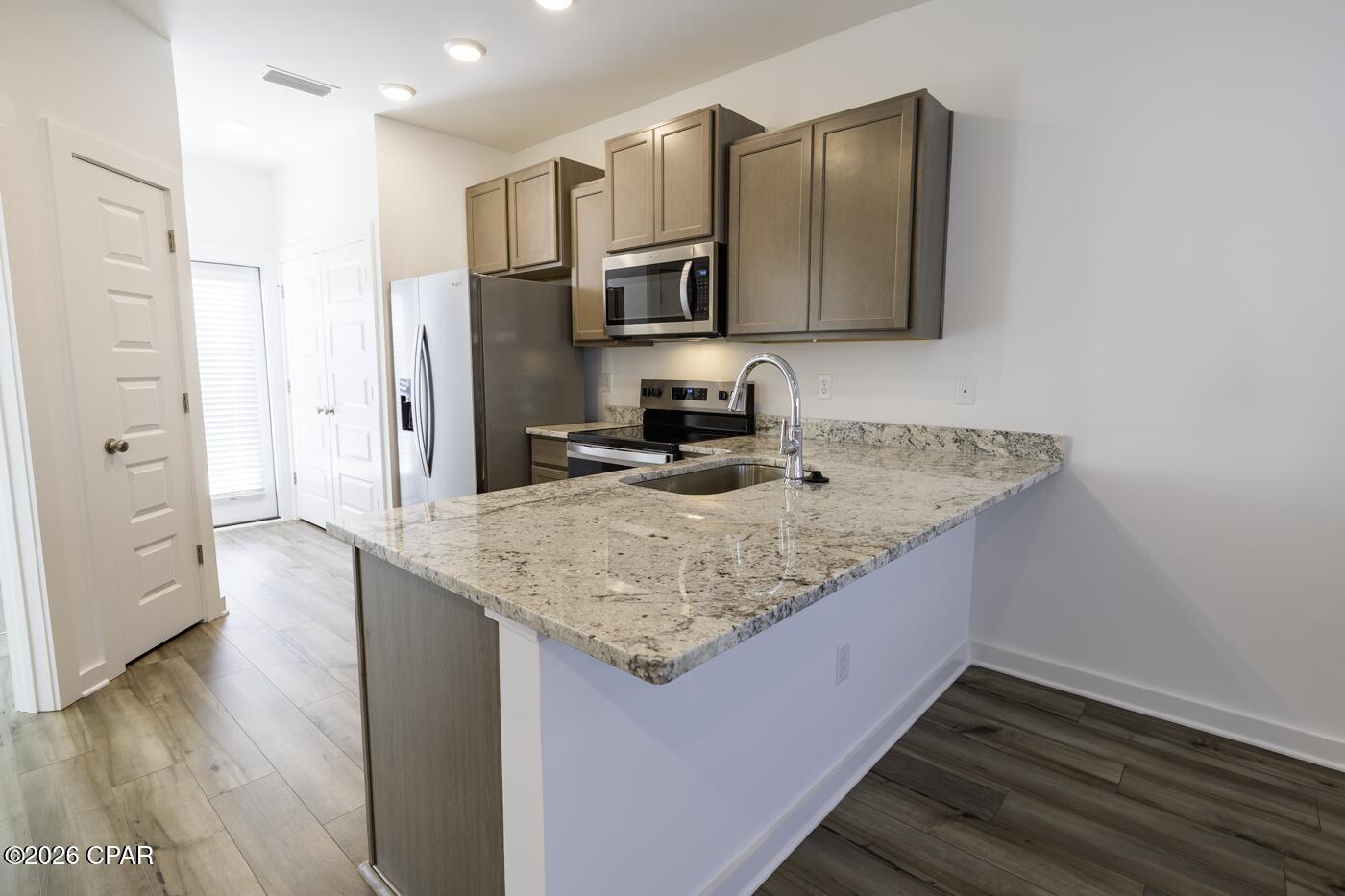 Image 2 For 5862 Tyndall Place