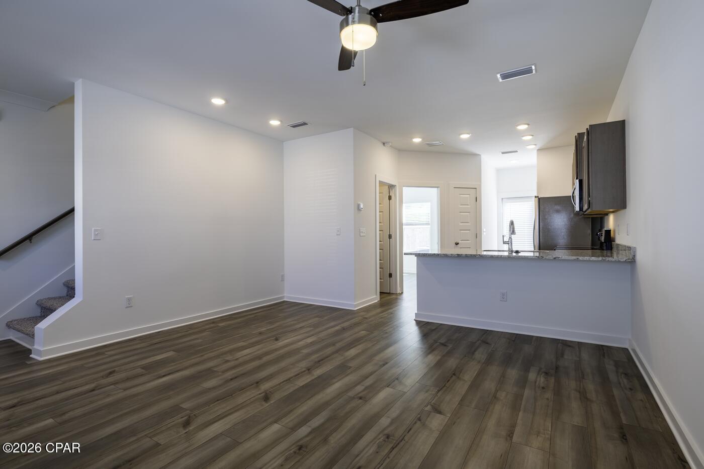 Image 5 For 5862 Tyndall Place