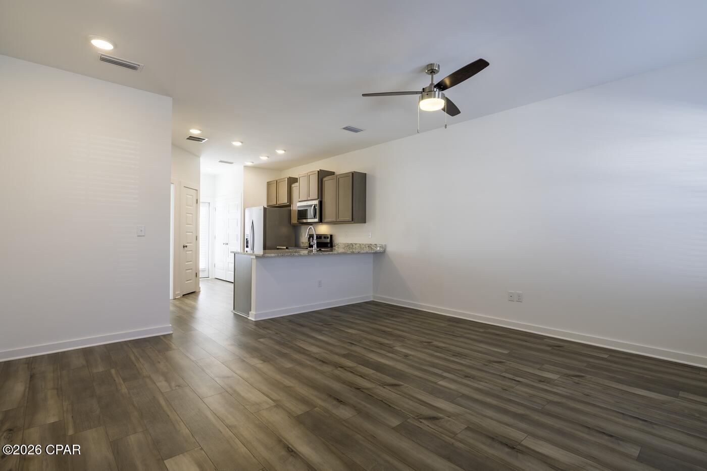 Image 6 For 5862 Tyndall Place