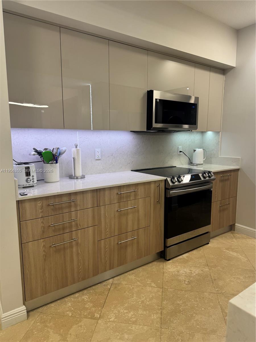 Duo Condominium West