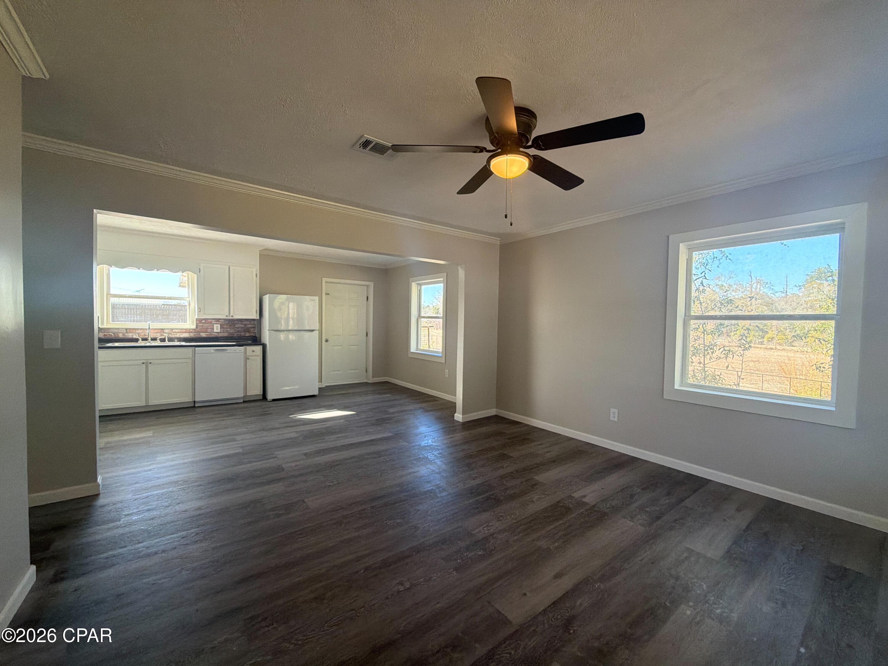 Image 2 For 711 Cotton Street