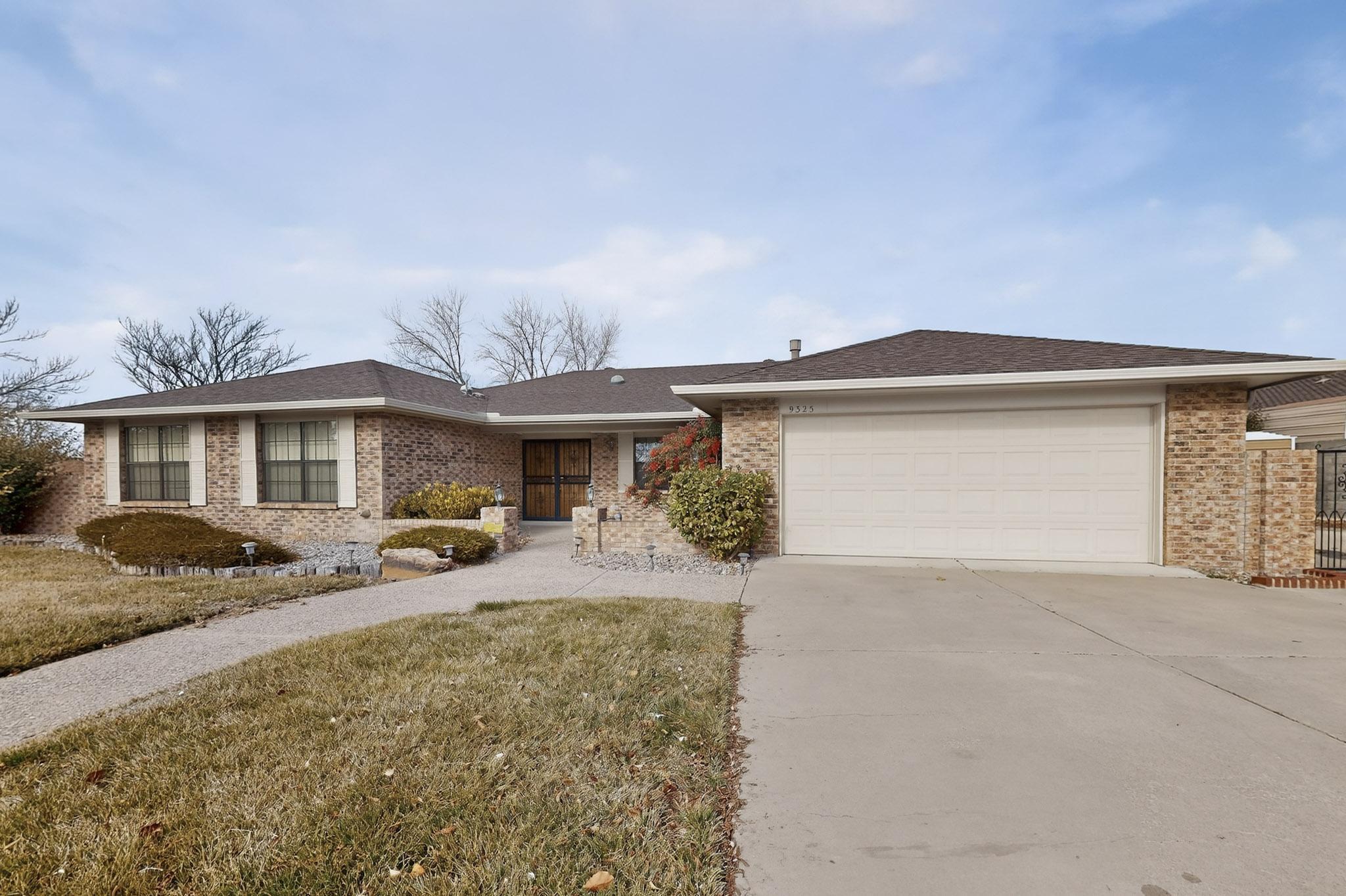 Homes for sale in Albuquerque, NM | 9325 Layton Loop Ne, Albuquerque, NM 87111 | MLS# 1097576