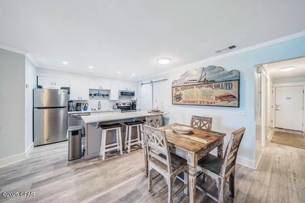 Image 4 For 8610 Surf Drive 307