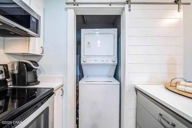 Image 9 For 8610 Surf Drive 307