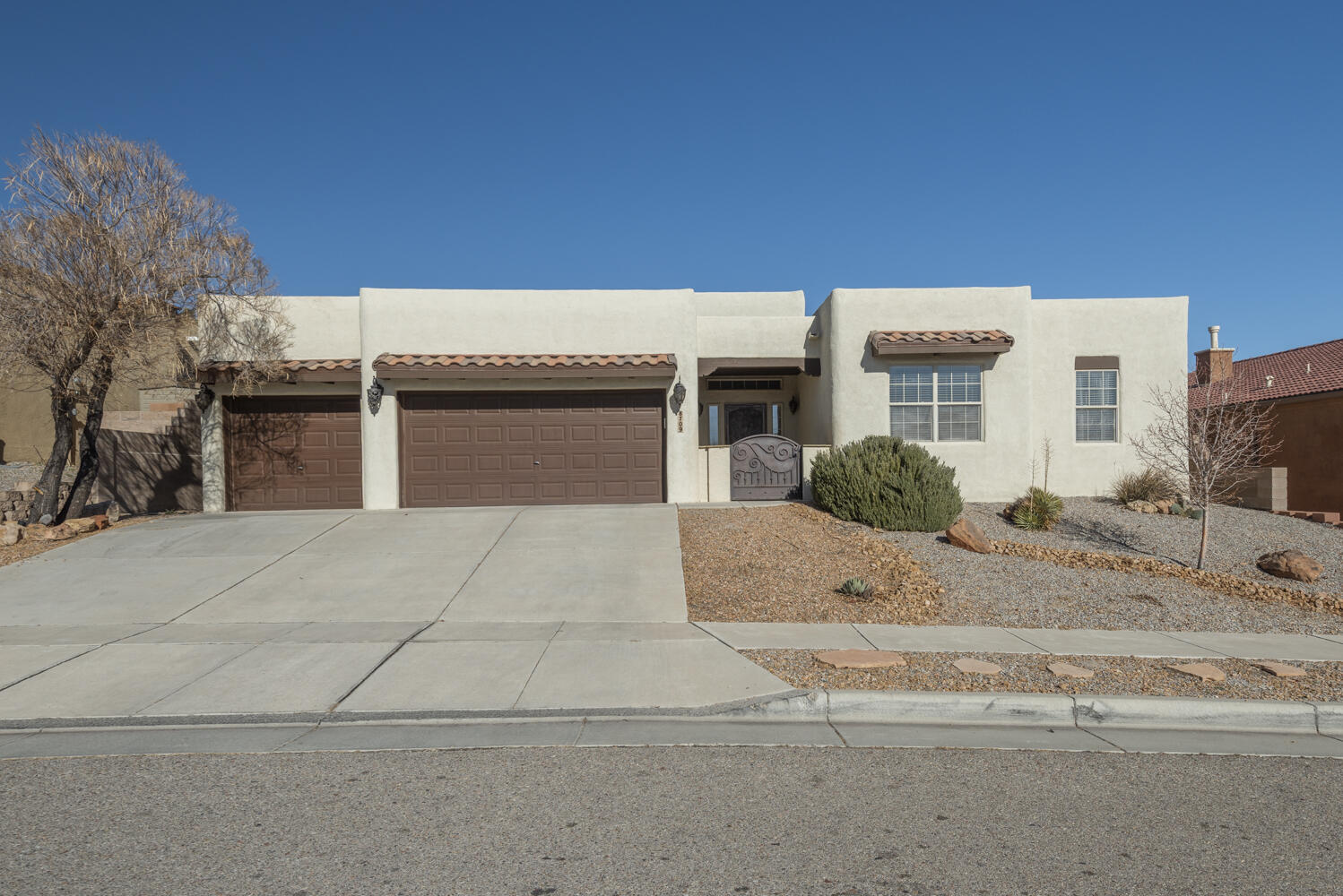 8709 Sandwater Road, Albuquerque NM 87120