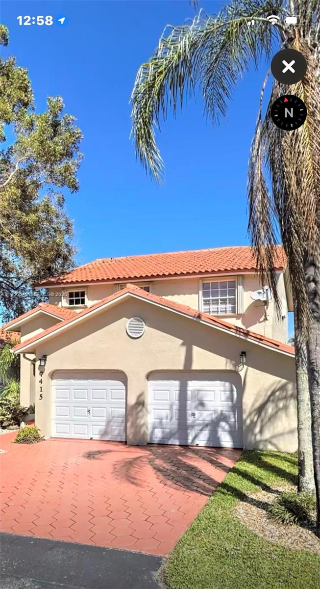 Amend Plat Royal Singapor