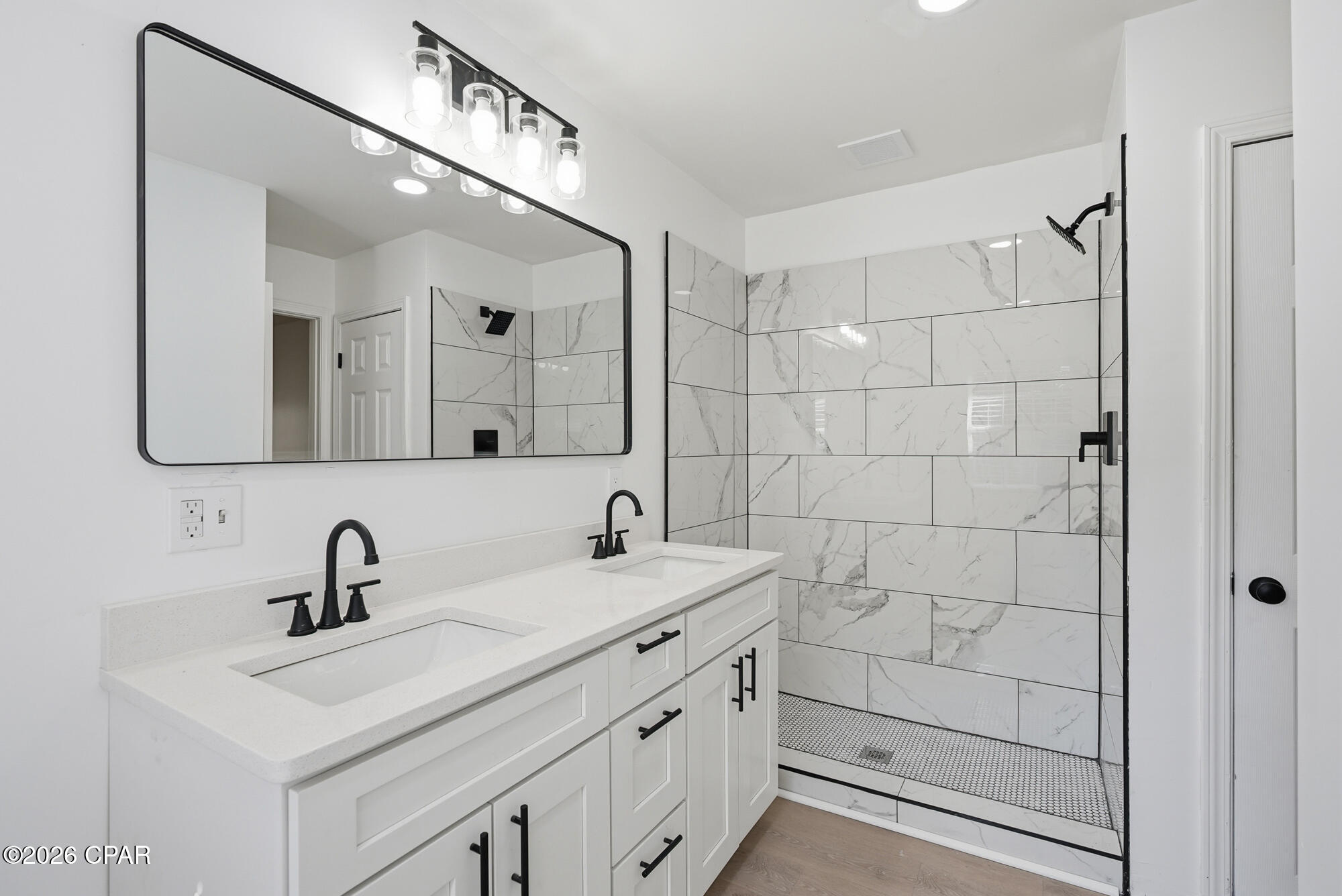 Image 21 For 1409 Cherry Street