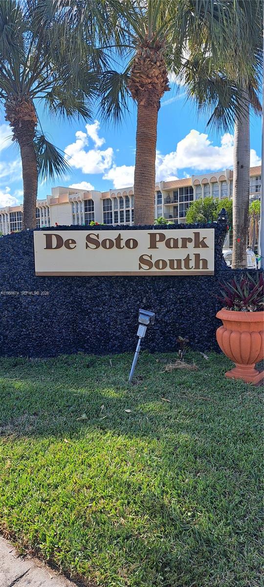 Desoto Park Condo