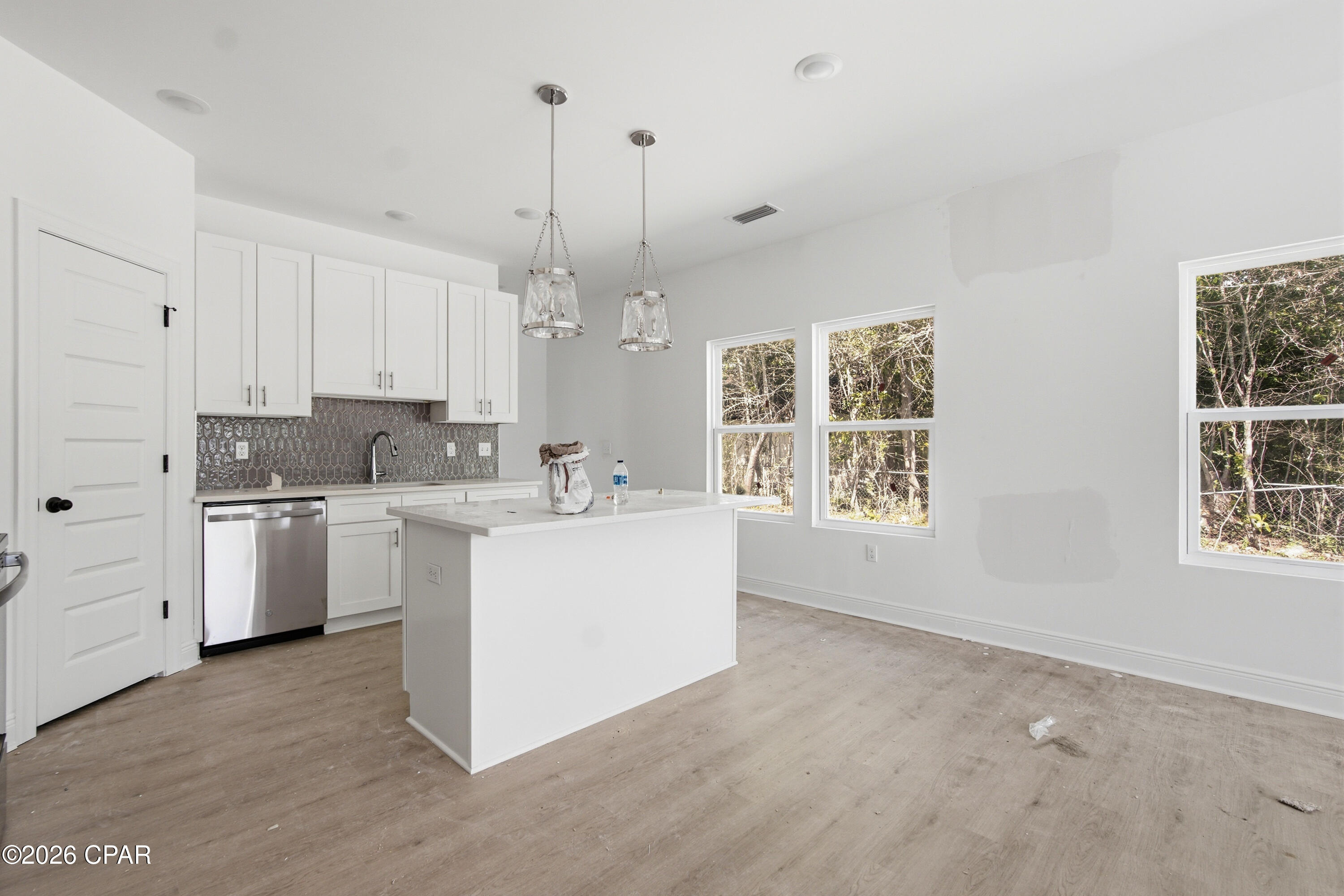 Image 12 For 7521 Walker Drive